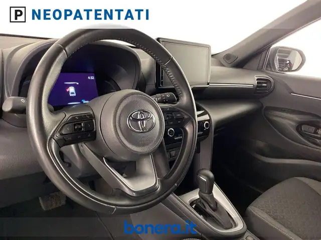 Toyota Yaris view 8