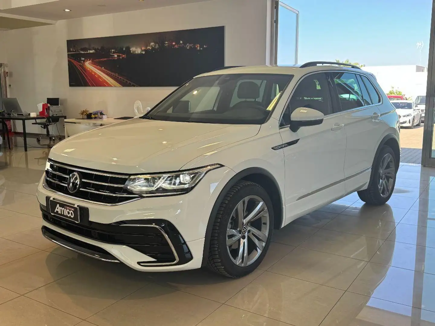 Volkswagen Tiguan 2.0 TDI DSG R-LINE White Solo 99.000km Bianco - 2