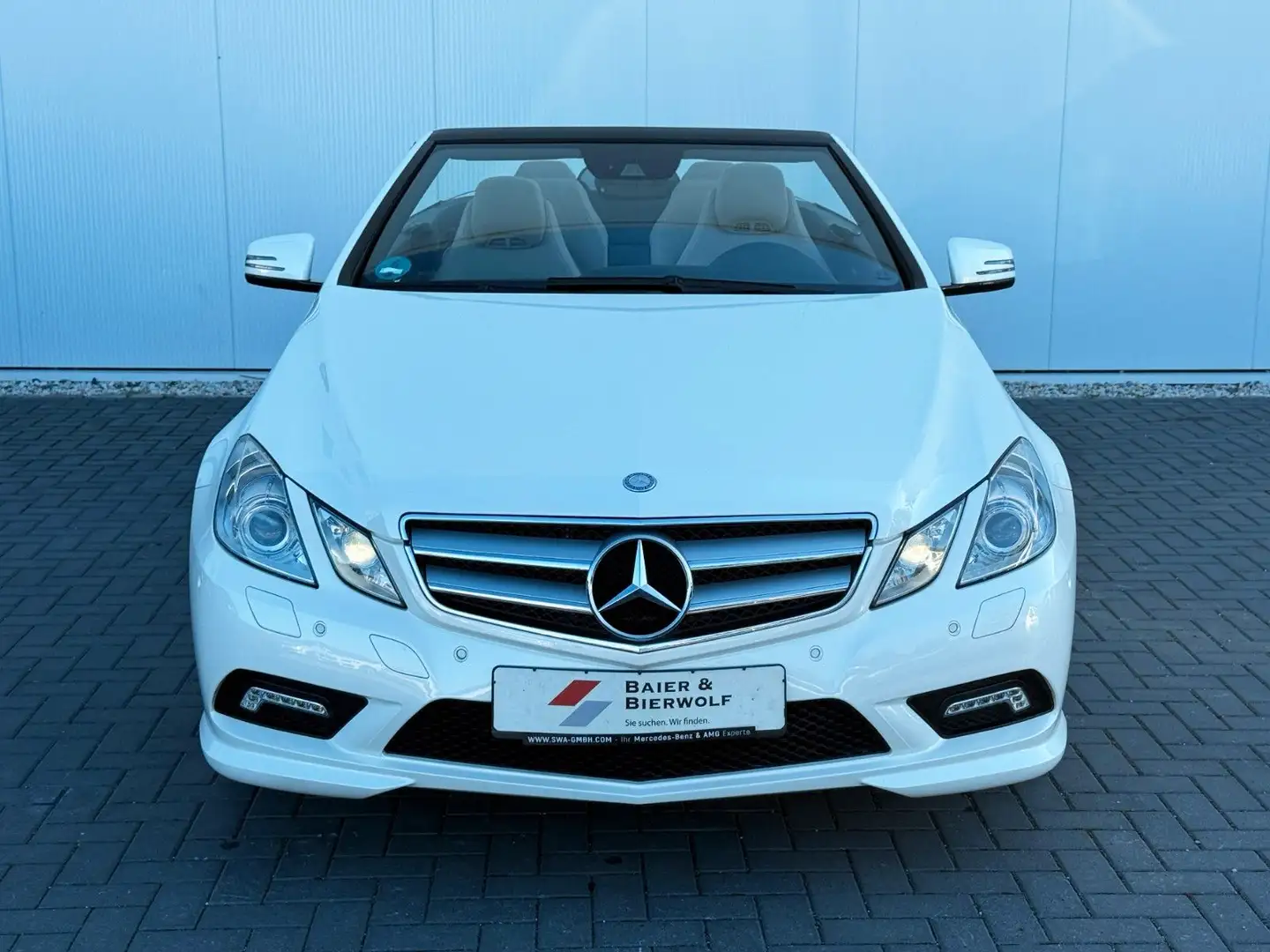Mercedes-Benz E 350 Cabrio AMG KEYLESS XENON MEMORY H&K Weiß - 2
