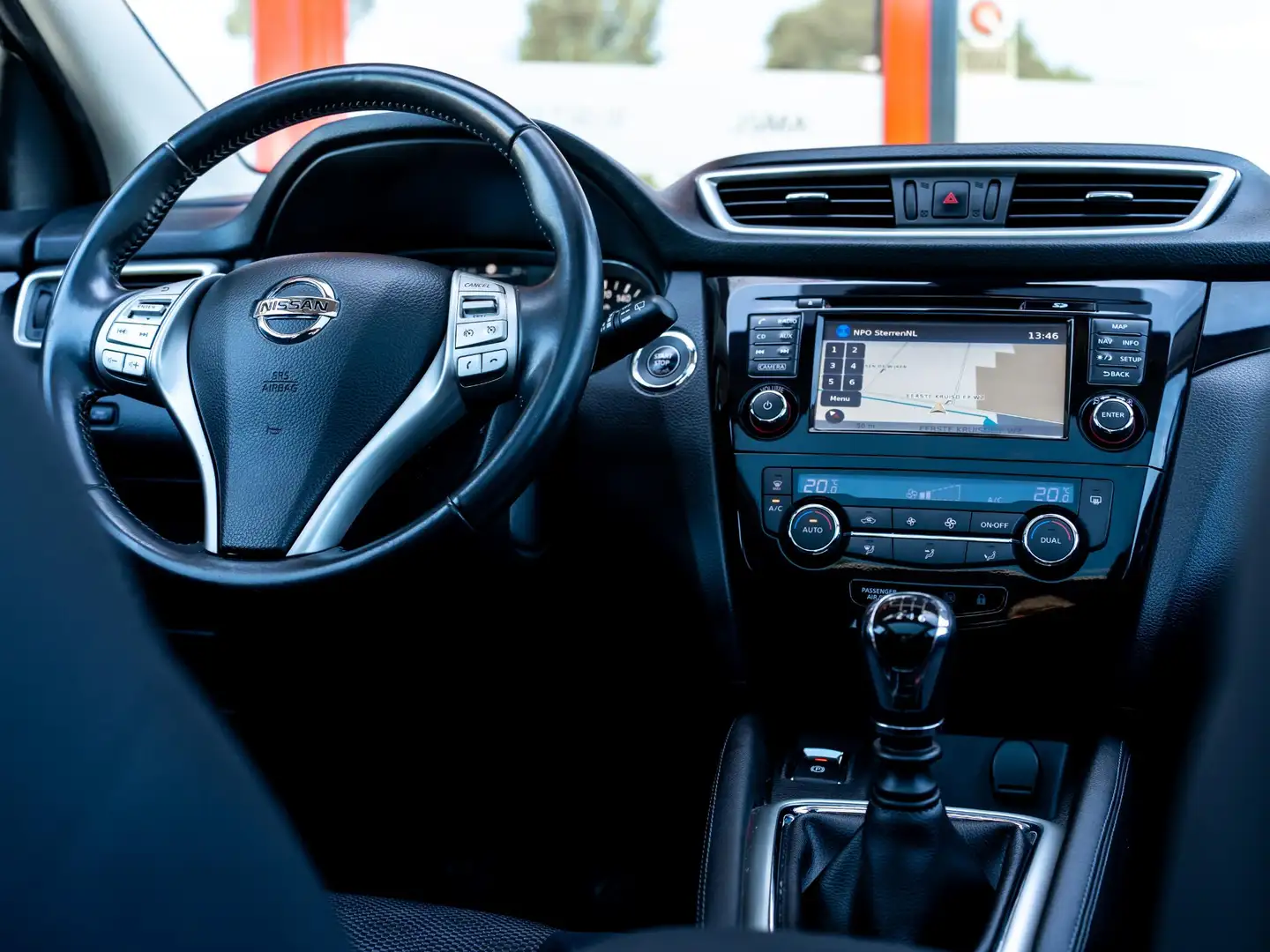 Nissan Qashqai 1.2 Connect Edition | Origineel NL | Trekhaak | Pa Grijs - 2