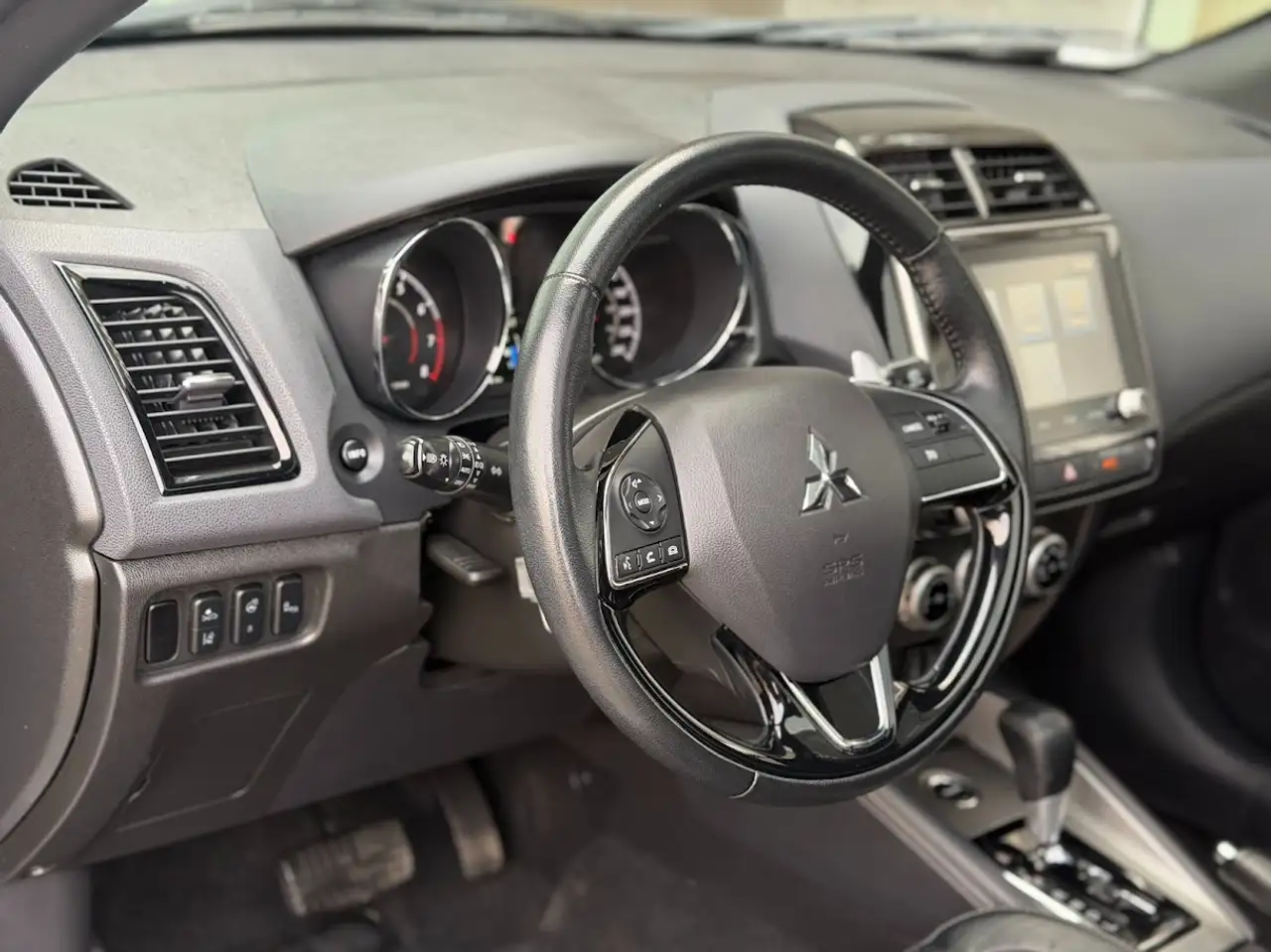 Mitsubishi RVR снимка Mitsubishi RVR