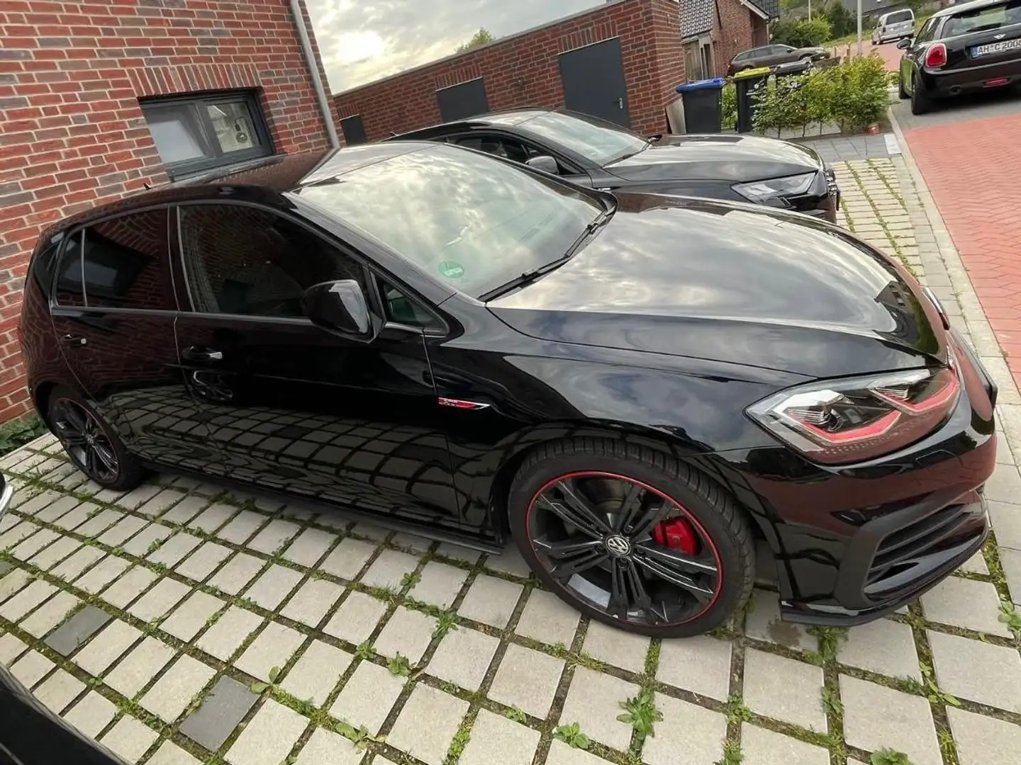 Volkswagen Golf GTI ALCANTARA Golf 5p 2.0 Gti Performance 245cv dsg Nero - 1