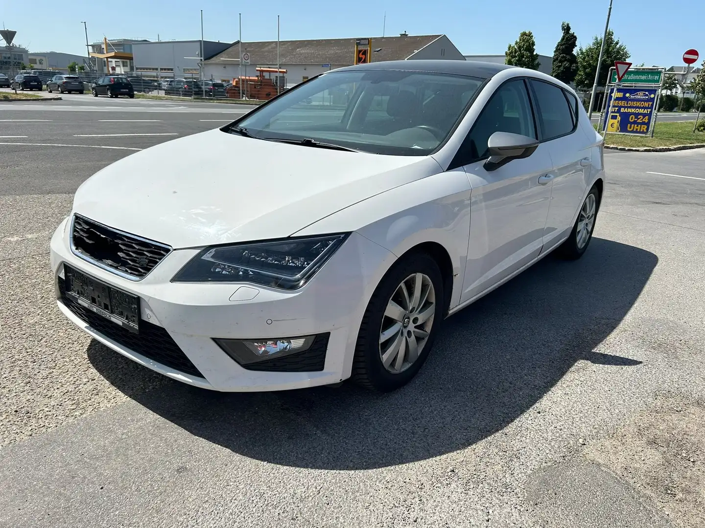 SEAT Leon FR Weiß - 1