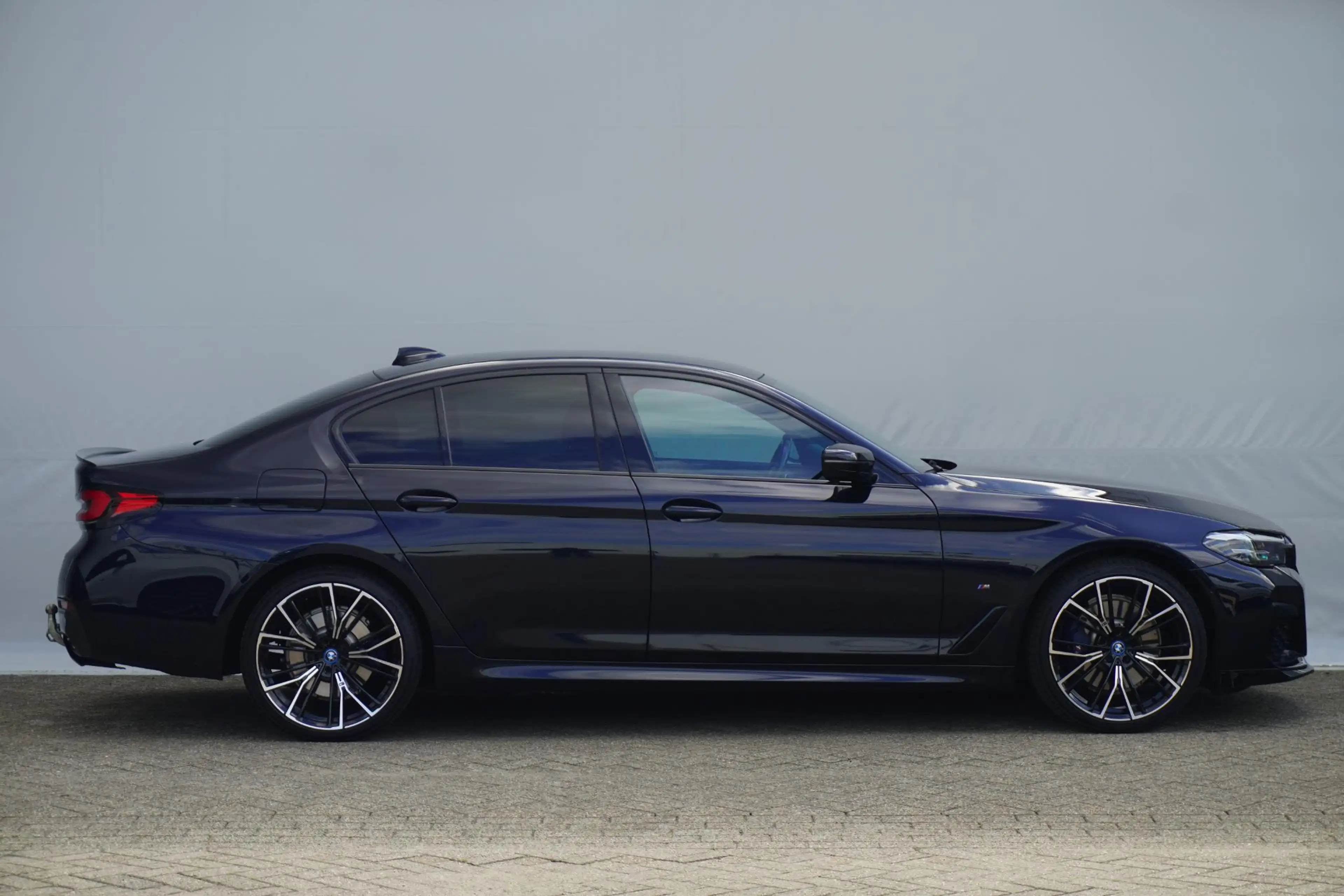 BMW 530 5-serie 530e M Sport | Trekhaak | Stoelverwarming — photo 4