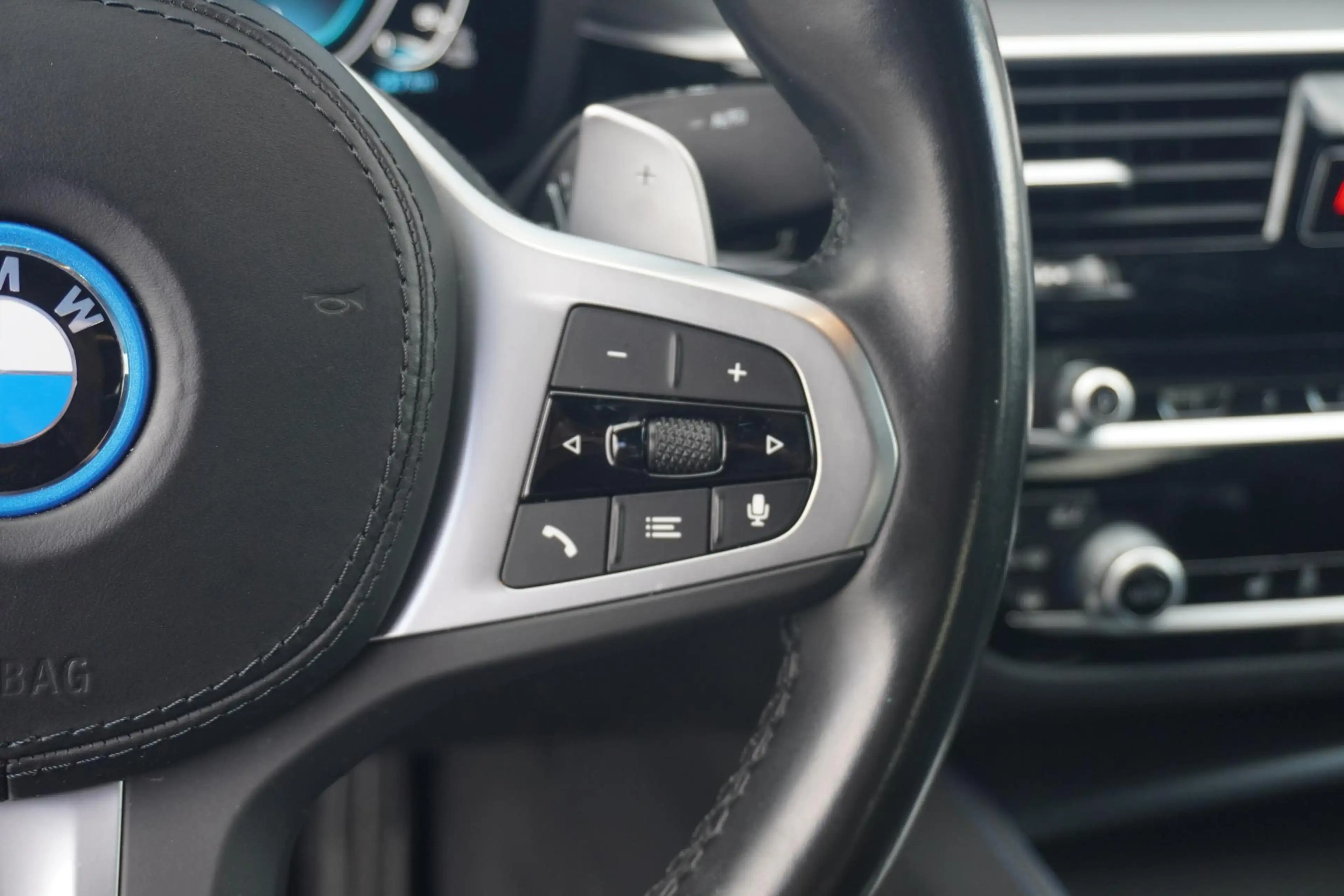 BMW 530 5-serie 530e M Sport | Trekhaak | Stoelverwarming — photo 13