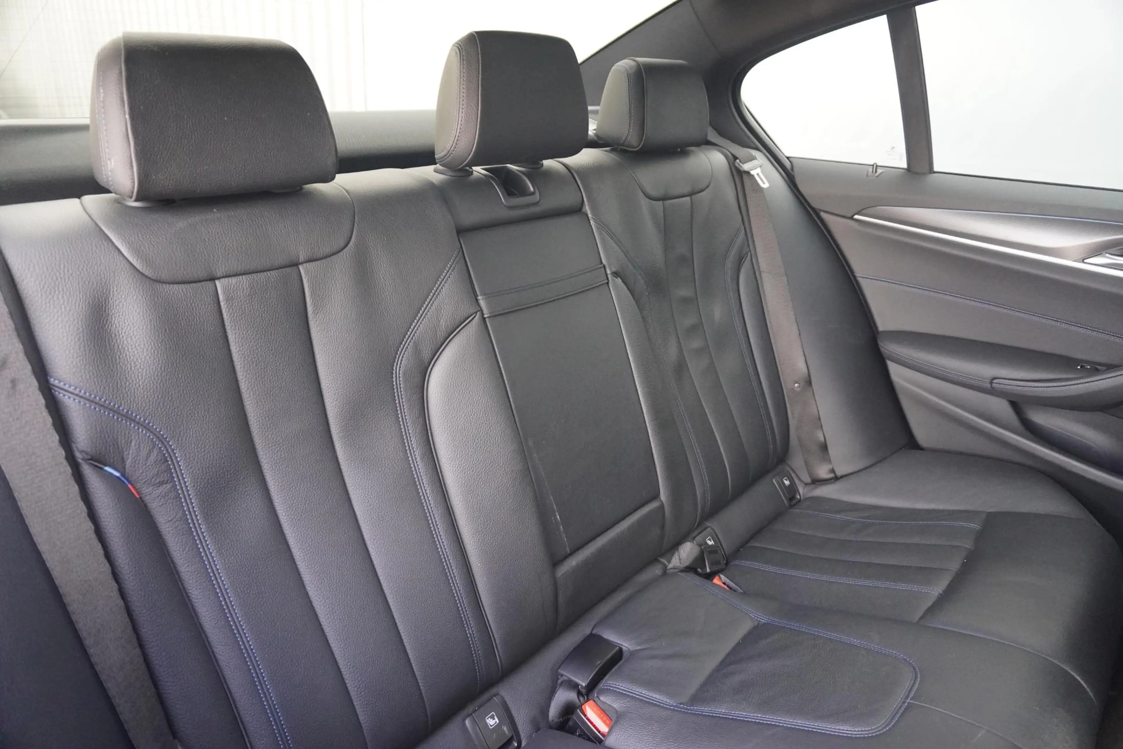 BMW 530 5-serie 530e M Sport | Trekhaak | Stoelverwarming — photo 9
