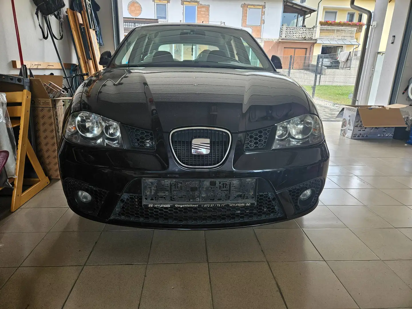 SEAT Ibiza Ibiza Sport 1,4 16V Sport Schwarz - 1