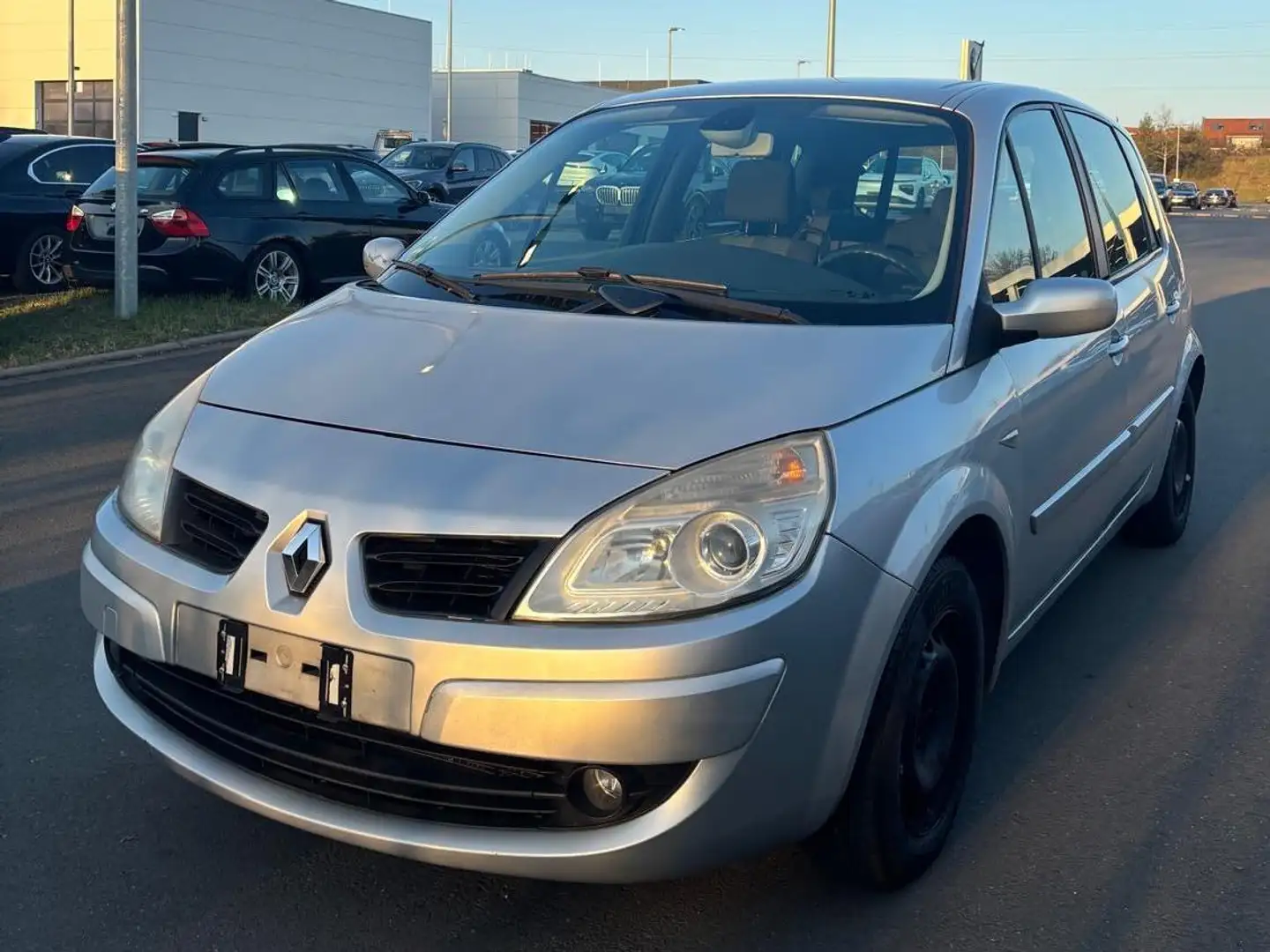 Renault Scenic Scenic 1.6 16V Silber - 1