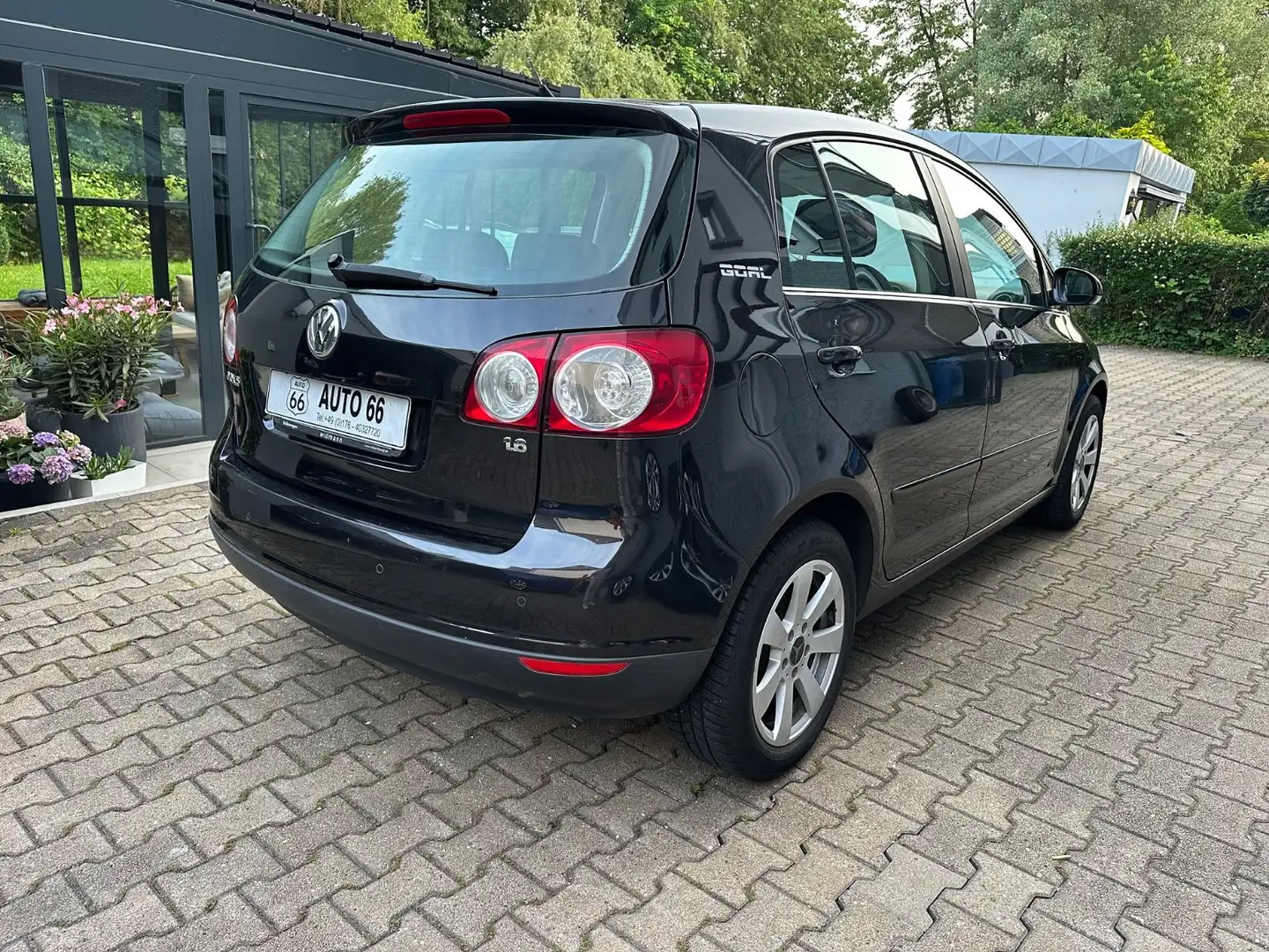 Volkswagen Golf Plus V 1.6  Goal |Tüv Neu |PDC| Sitzheizung Schwarz - 2
