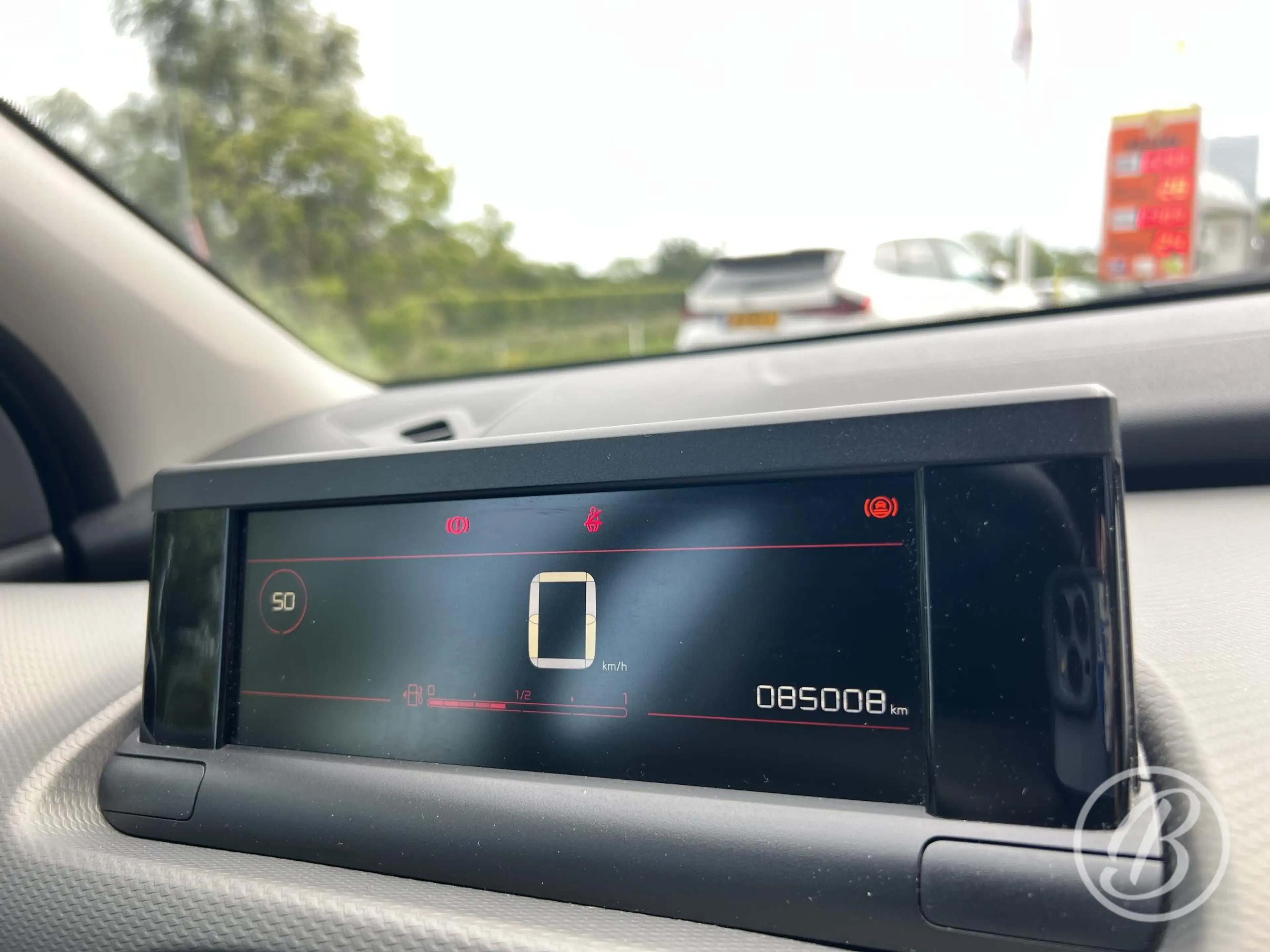 Citroen C4 Cactus 1.2 Turbo 130 S&S Shine — photo 10