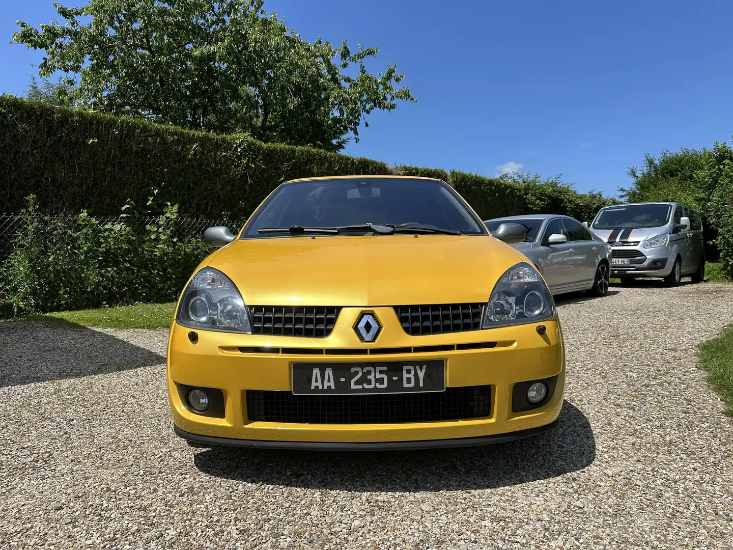 Renault Clio II RS 2.0l 16v 172ch /Jaune sirius / Echapp inox - 2