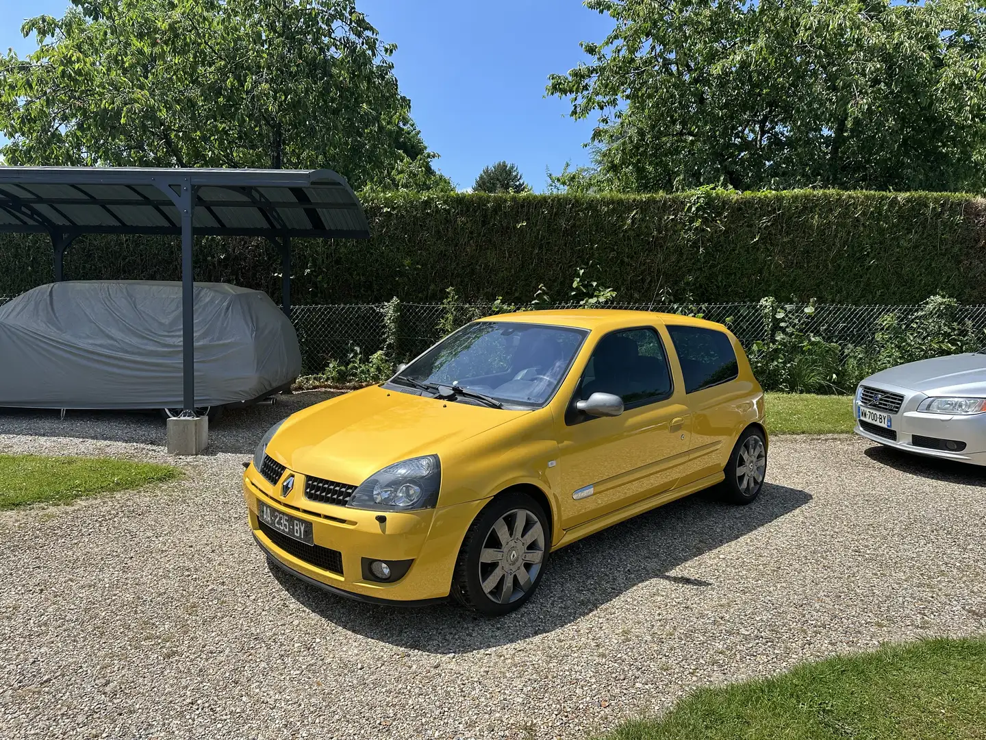 Renault Clio II RS 2.0l 16v 172ch /Jaune sirius / Echapp inox - 1