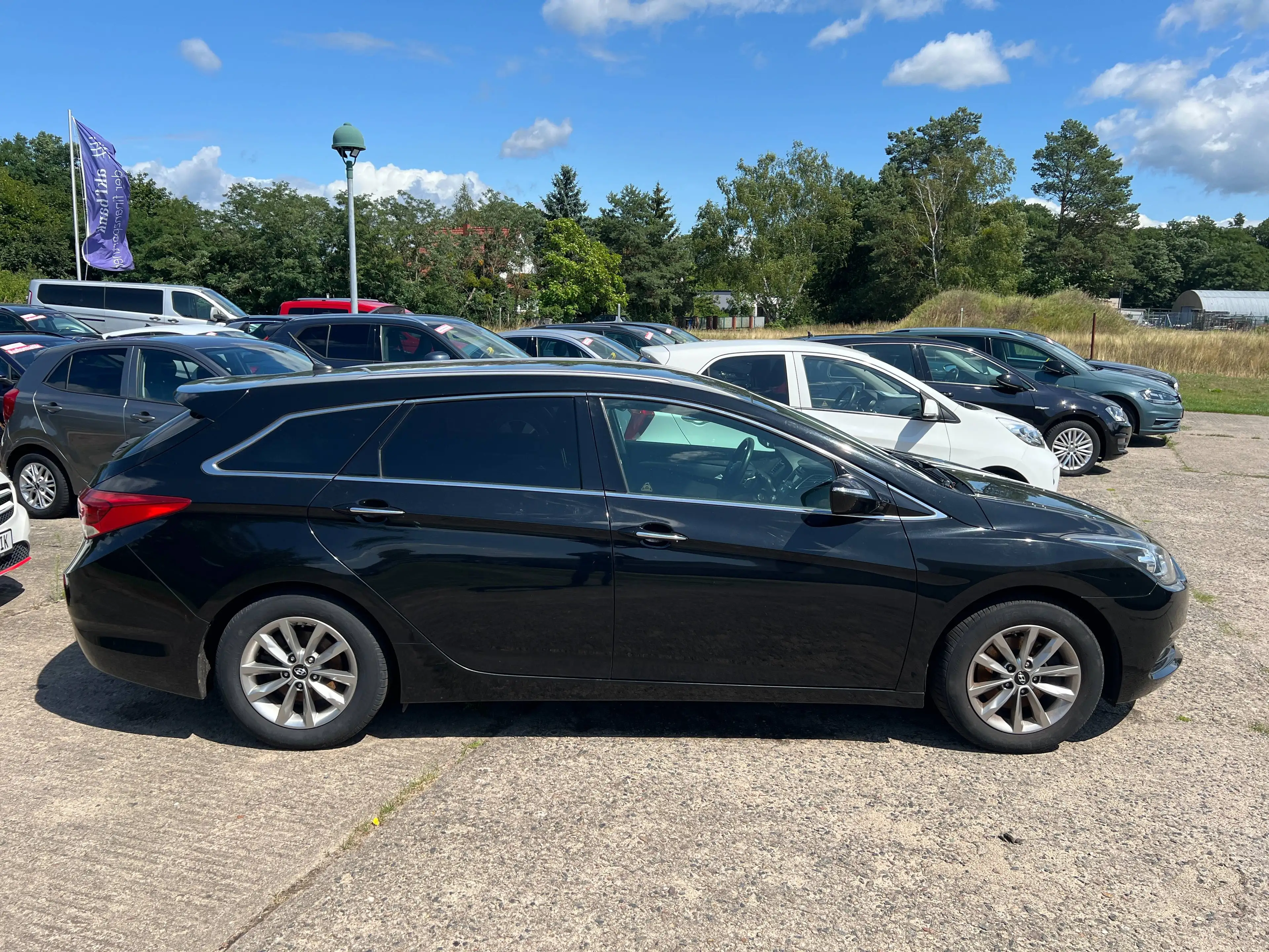 Hyundai i40 Trend *AHZV*Automatik* — photo 3