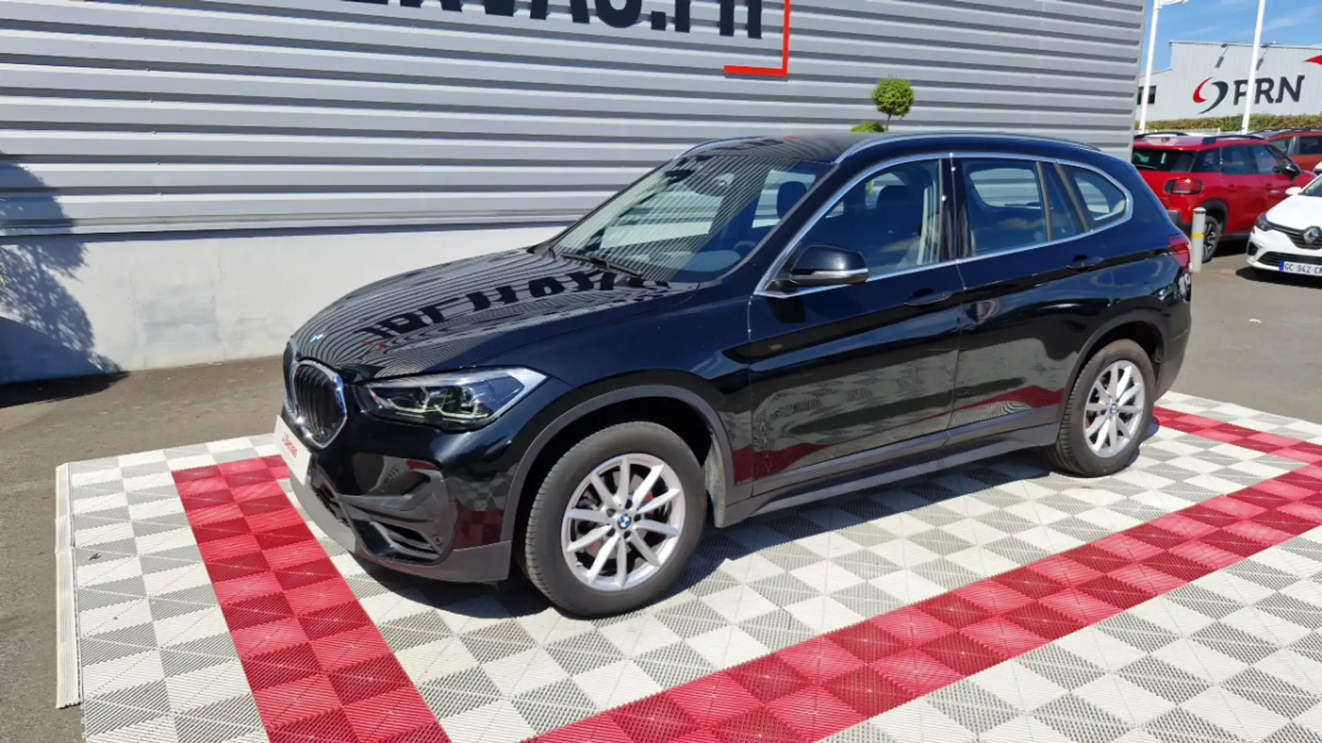 BMW X1 F48 LCI SDRIVE 18I 140 CH BUSINESS DESIGN Noir - 2