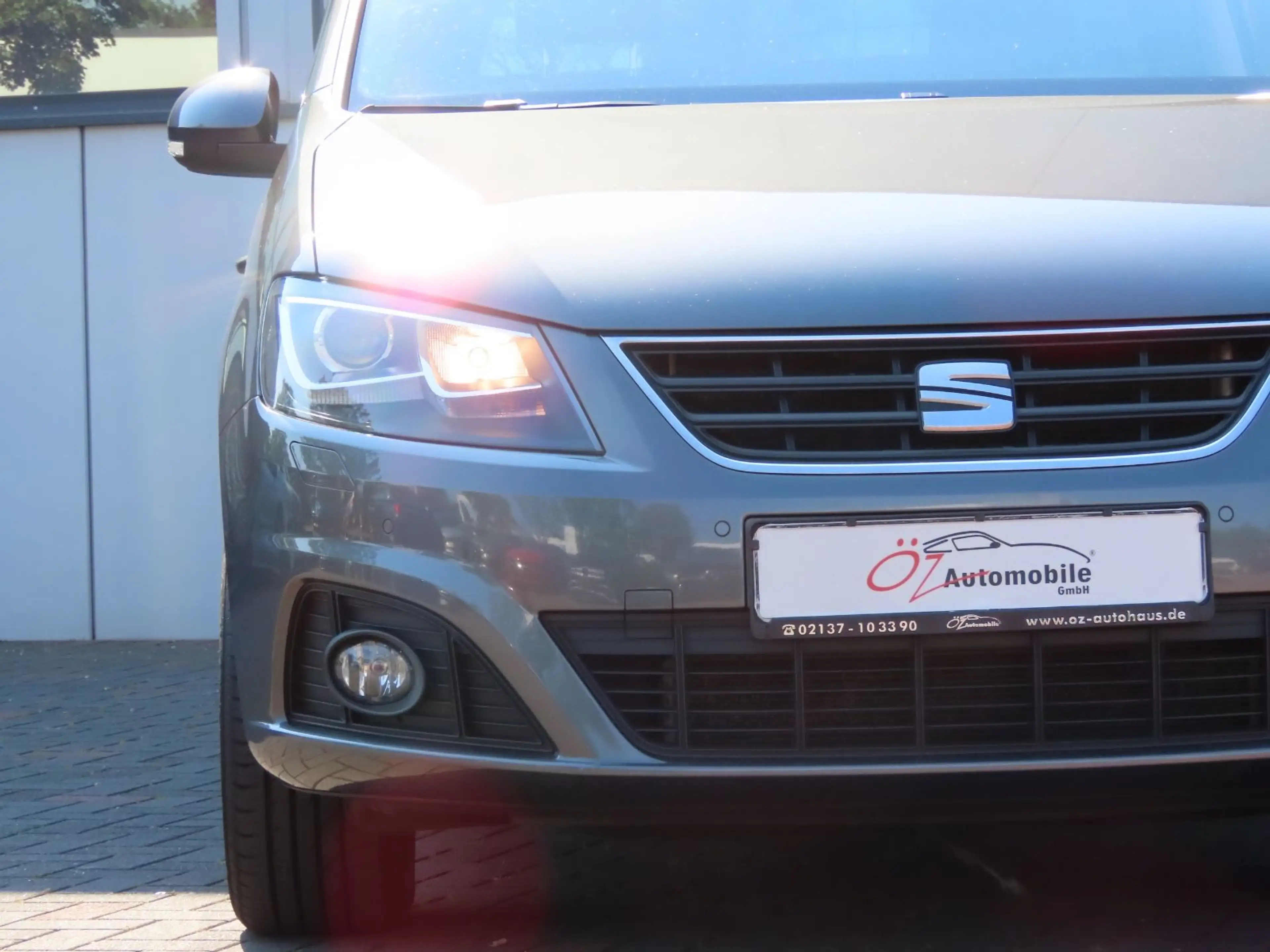 SEAT Alhambra 2.0 TDI Sitzheizung Klima Standheizung — photo 4