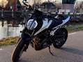 KTM 390 Duke Wit - thumbnail 1