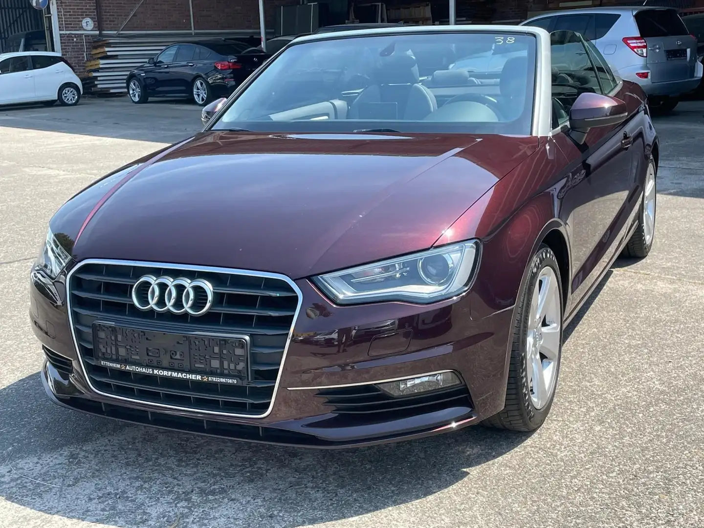 Audi A3 Cabriolet Ambition/Xenon/SHZ/PDC/Sportsitze Rot - 1