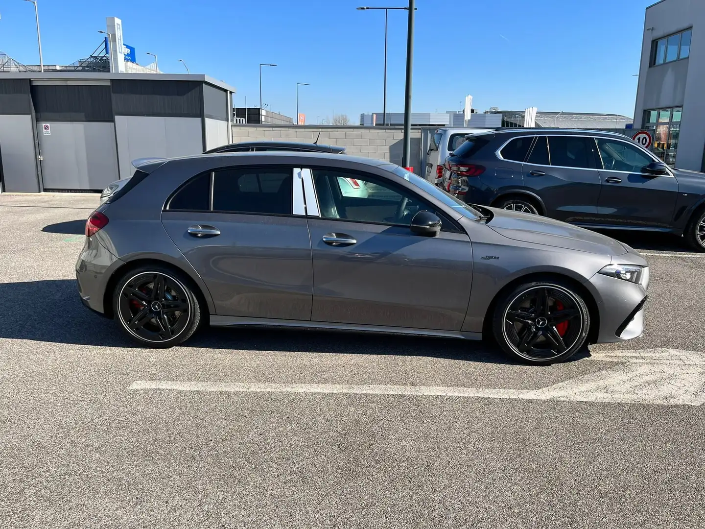 Mercedes-Benz A 35 AMG Classe A - W177 2023 Line Premium 4matic auto Grigio - 2
