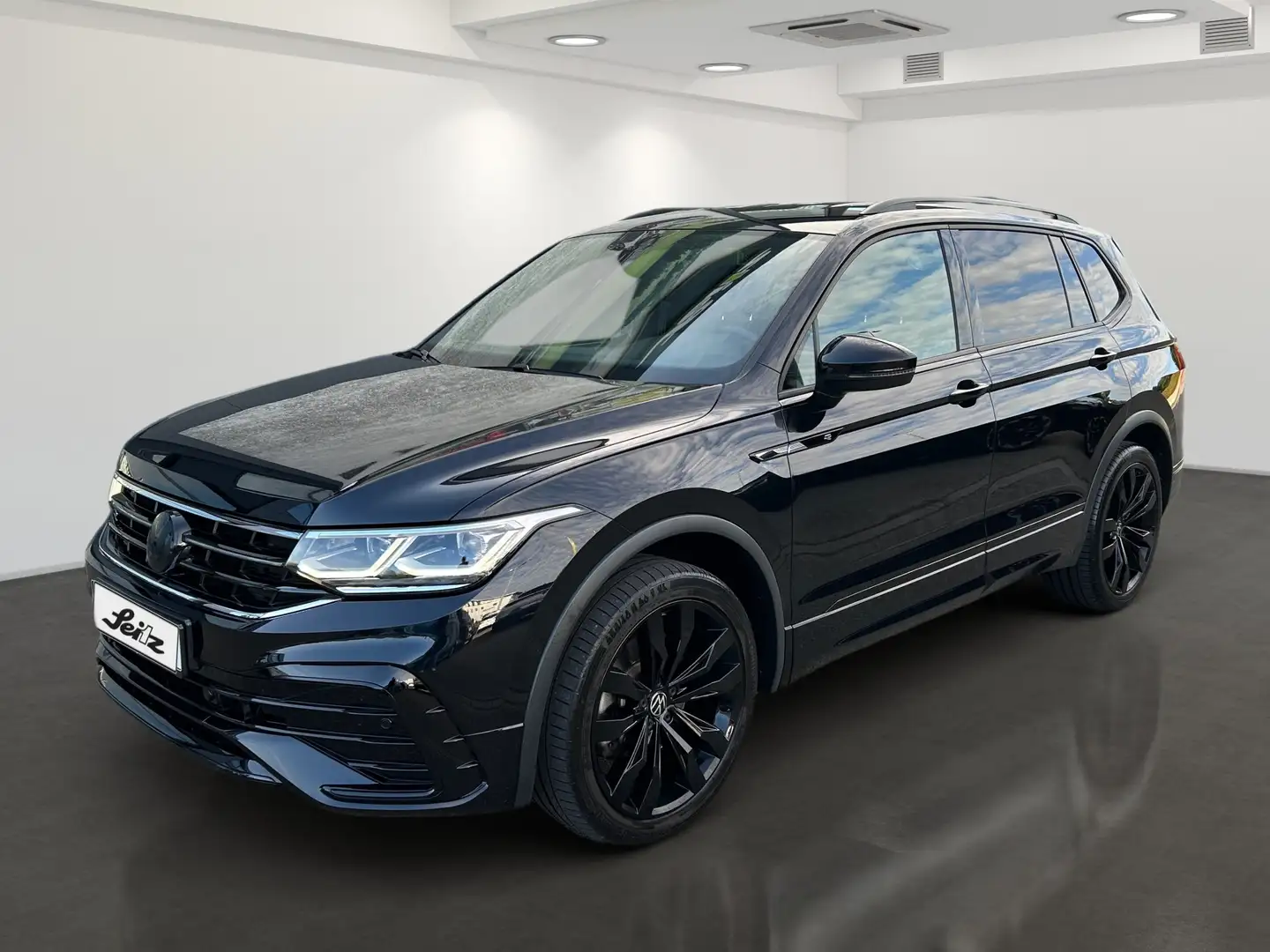 Volkswagen Tiguan Allspace 2.0 TDI 4M R-Line *MATRIX*STANDH*NAVI* Zwart - 2