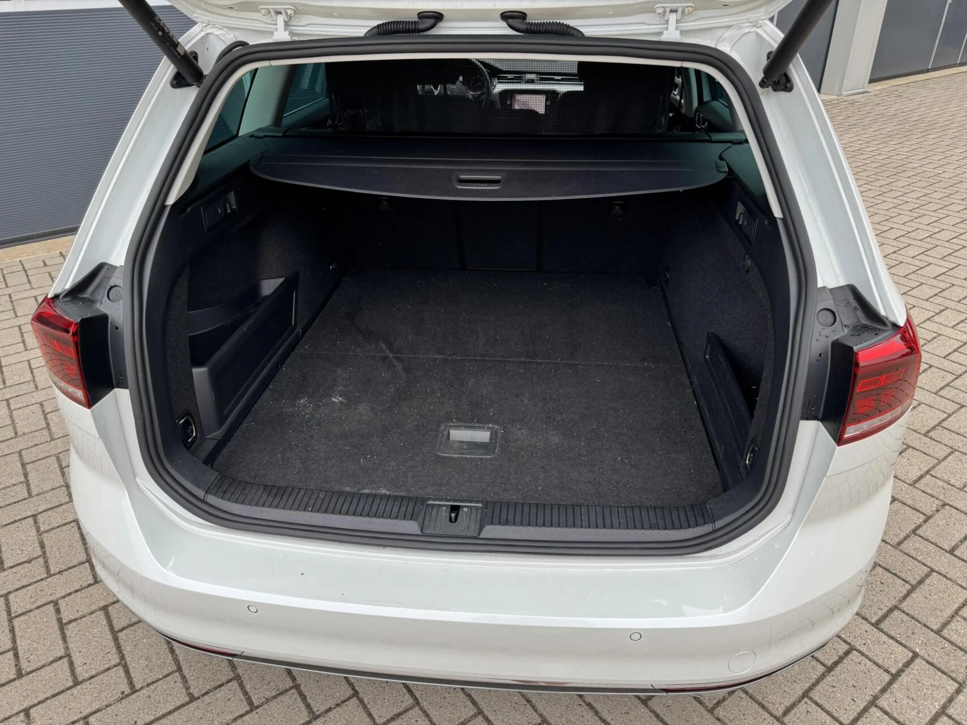 Volkswagen Passat Variant 1.4 TSI PHEV GTE Business | Head-Up | LED | CarPla — photo 8