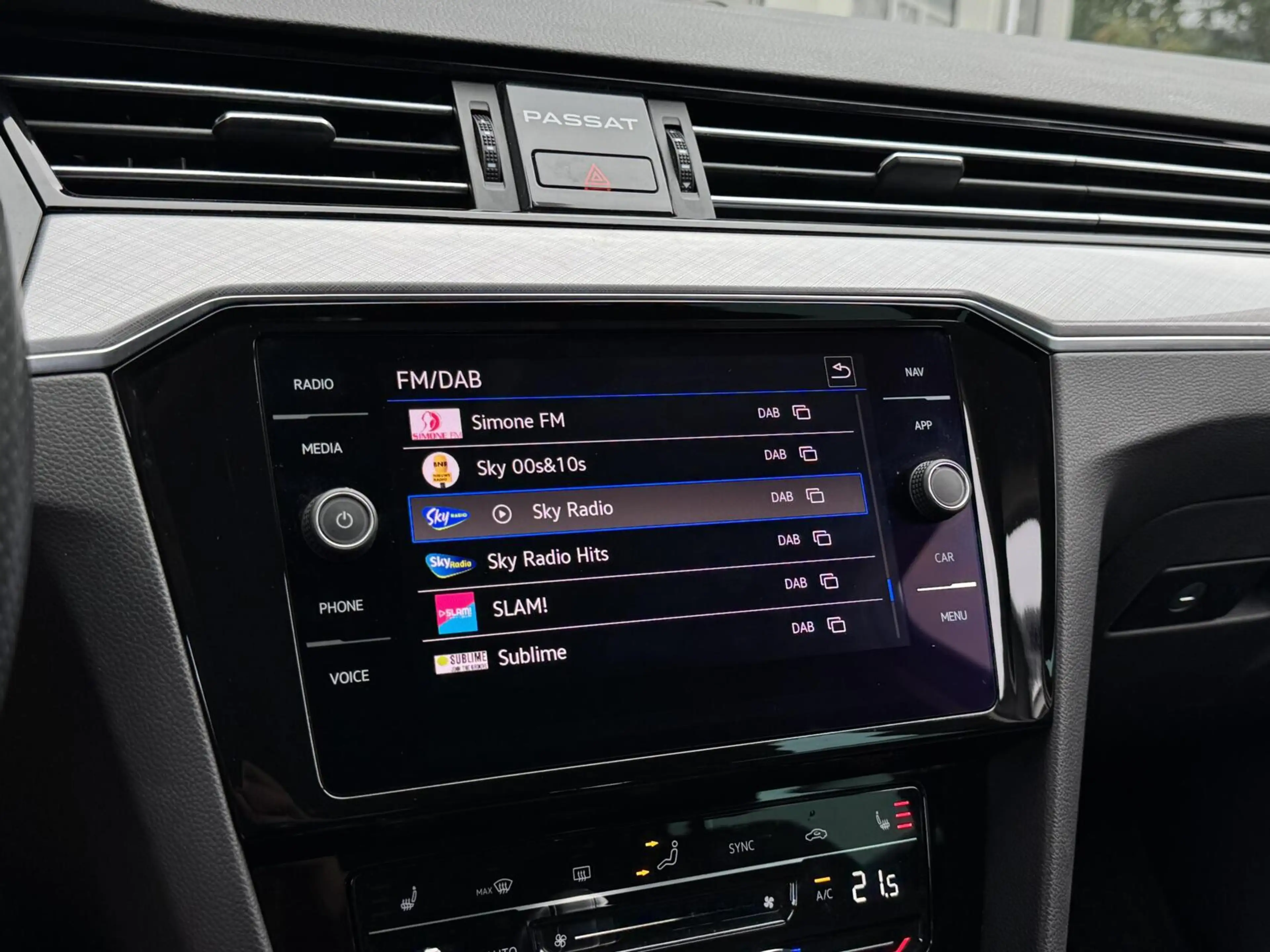 Volkswagen Passat Variant 1.4 TSI PHEV GTE Business | Head-Up | LED | CarPla — photo 14