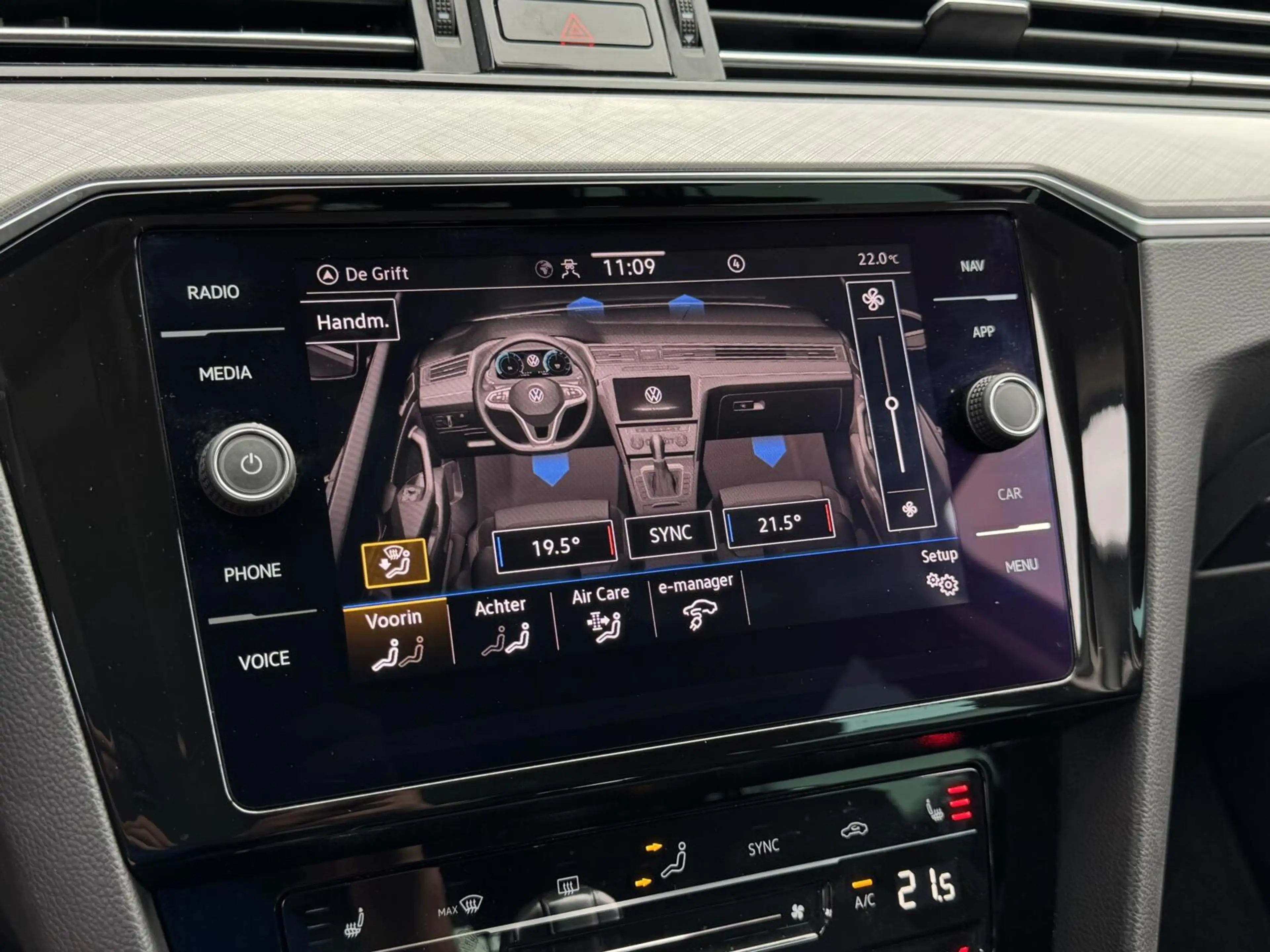 Volkswagen Passat Variant 1.4 TSI PHEV GTE Business | Head-Up | LED | CarPla — photo 19