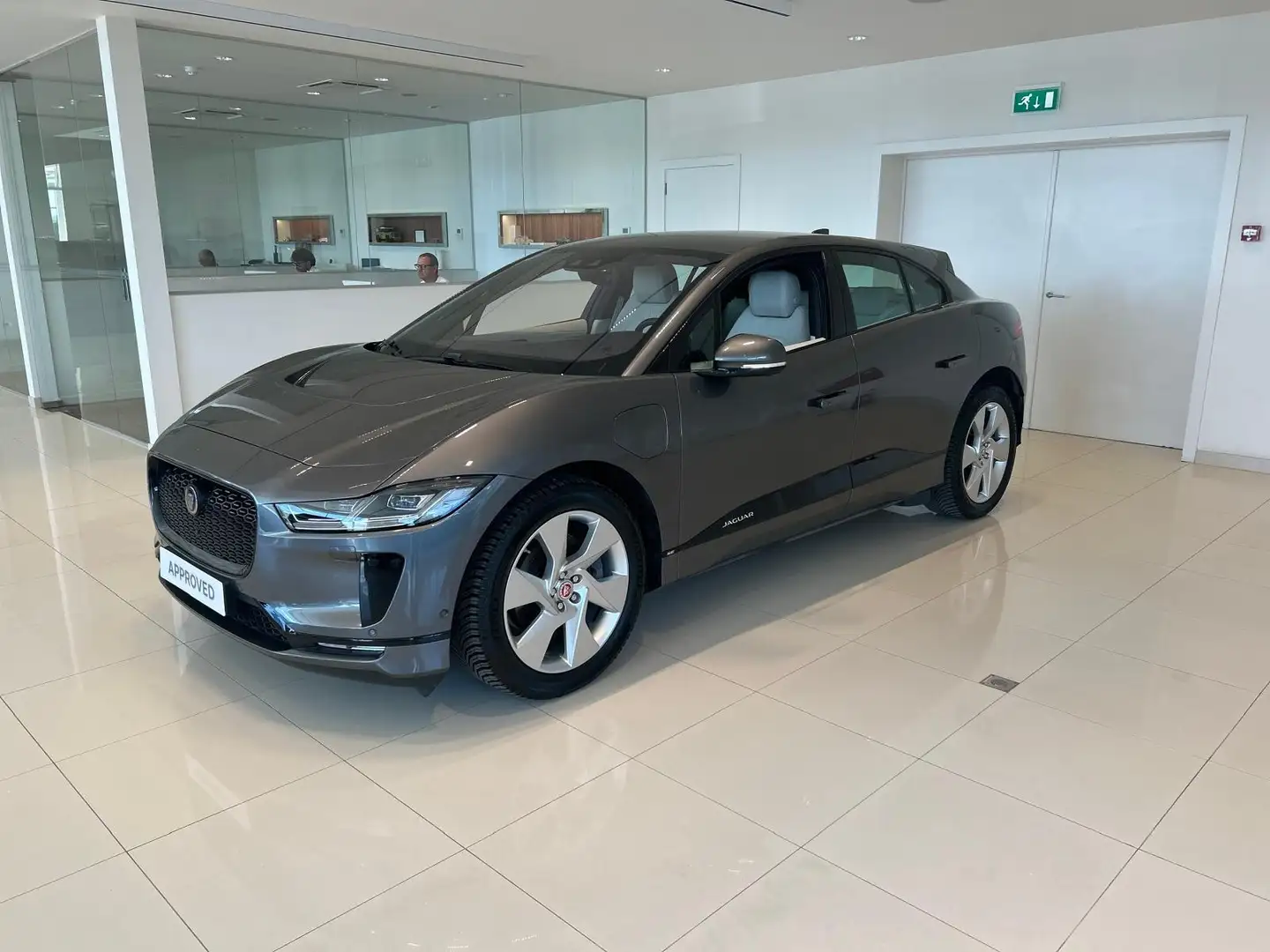 Jaguar I-Pace SE EV400 Grijs - 1