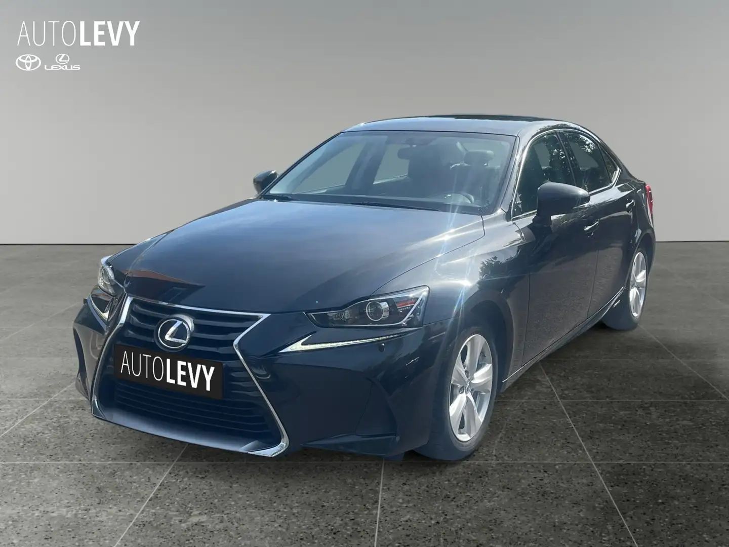 Lexus IS 300 h Hybrid Business *NAVI*CARPLAY*LEDER* Zwart - 2