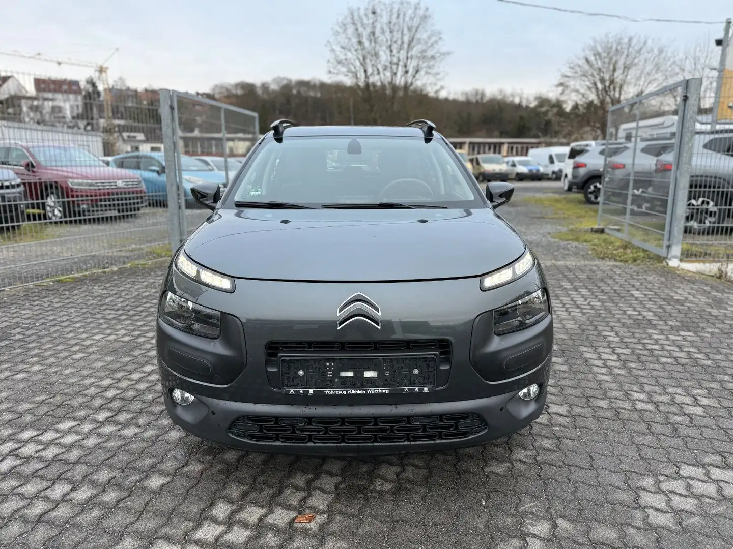 Citroen C4 Cactus Feel 1.2 VTi Automatik ParkAssist Tüv Grau - 2