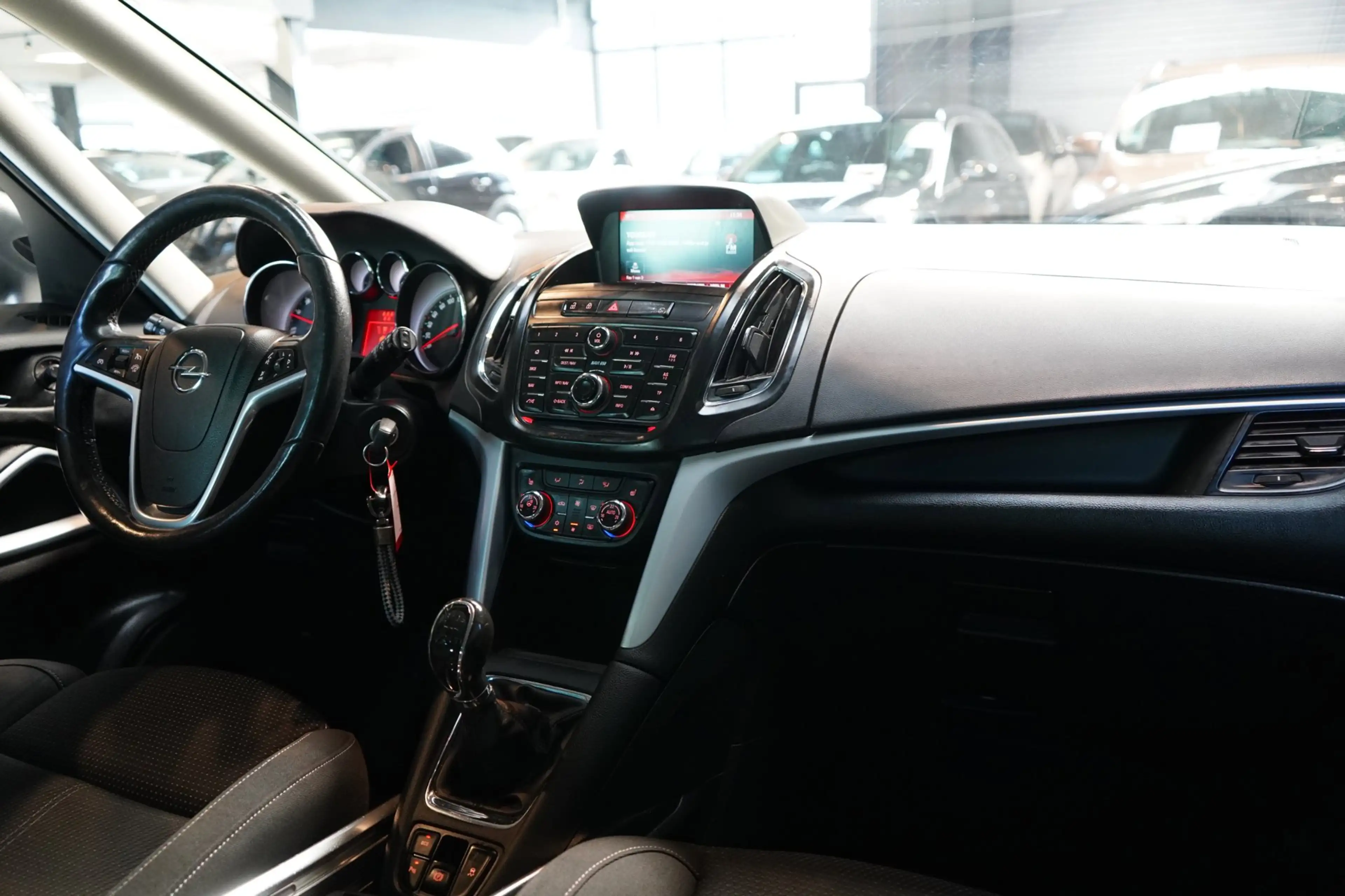 Opel Zafira Tourer 1.4 Cosmo 7p. | ACHTERUITRIJC. | CRUISE | STOELVER — photo 10