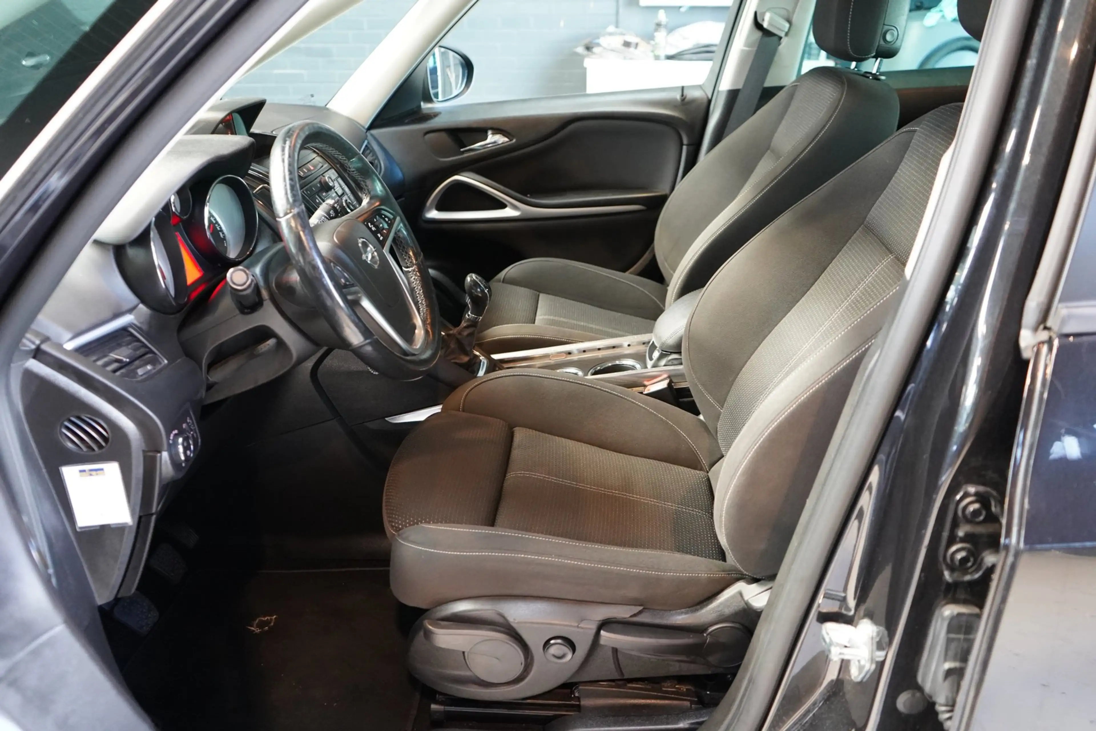 Opel Zafira Tourer 1.4 Cosmo 7p. | ACHTERUITRIJC. | CRUISE | STOELVER — photo 13