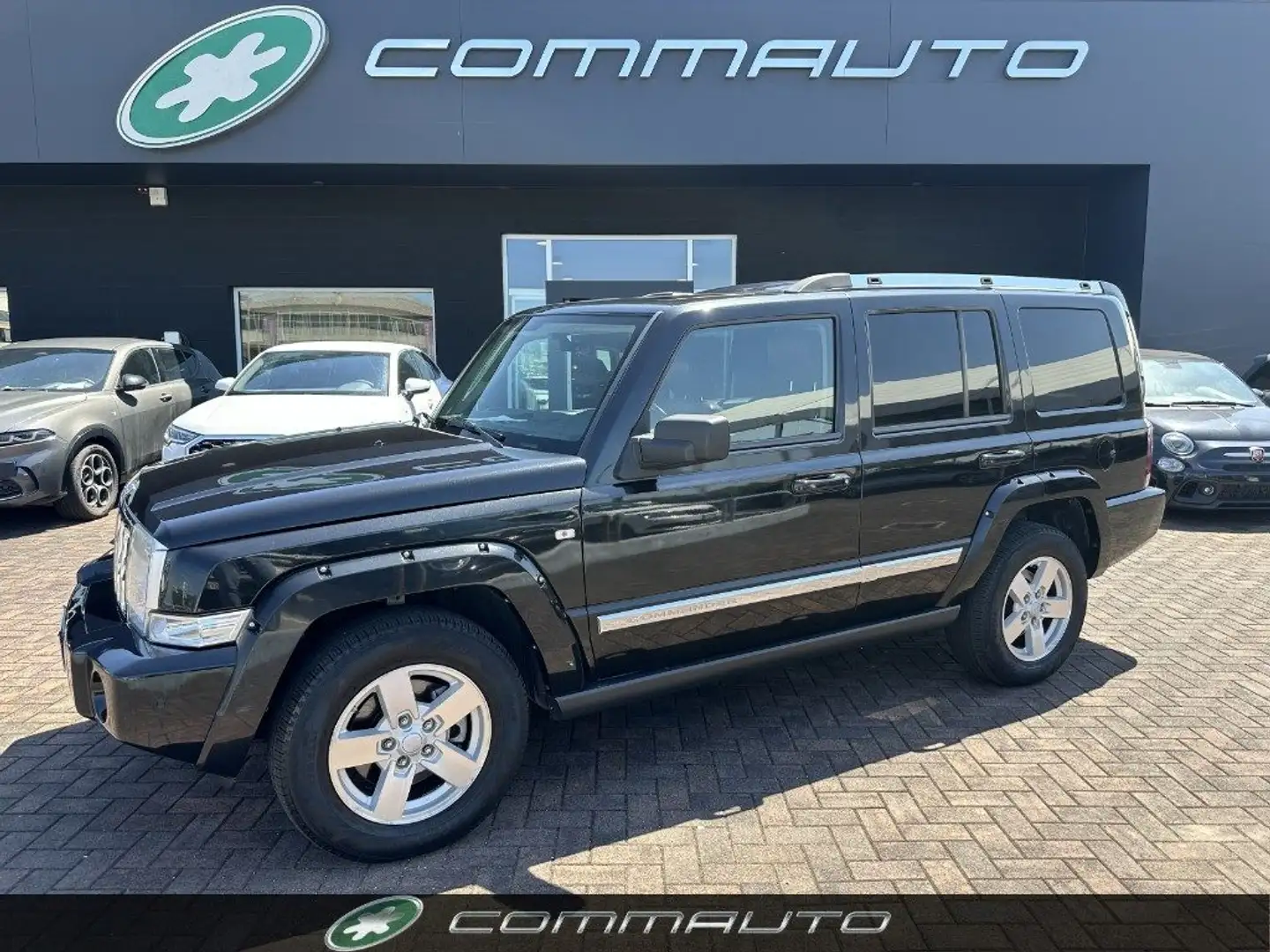 Jeep Commander 3.0 CRD DPF Limited 218 CV Negru - 1