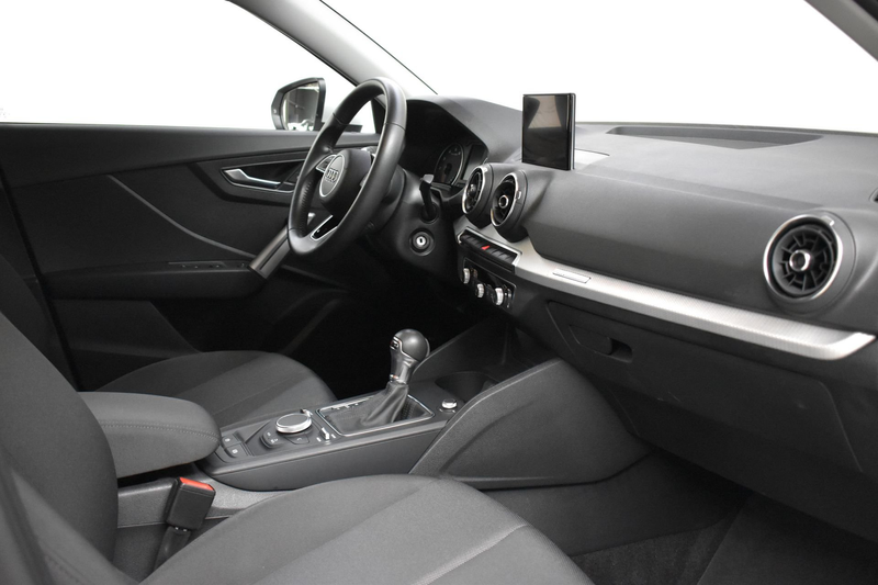 Audi Q2 Business Edition 35 TFSI S-Tronic — photo 8