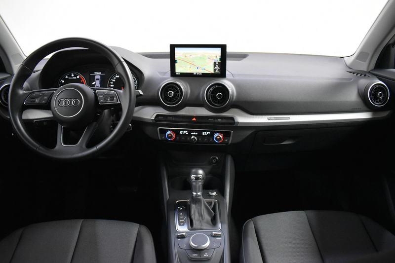 Audi Q2 Business Edition 35 TFSI S-Tronic — photo 11