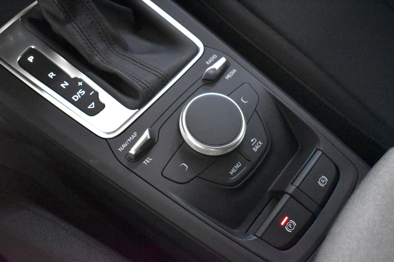 Audi Q2 Business Edition 35 TFSI S-Tronic — photo 13