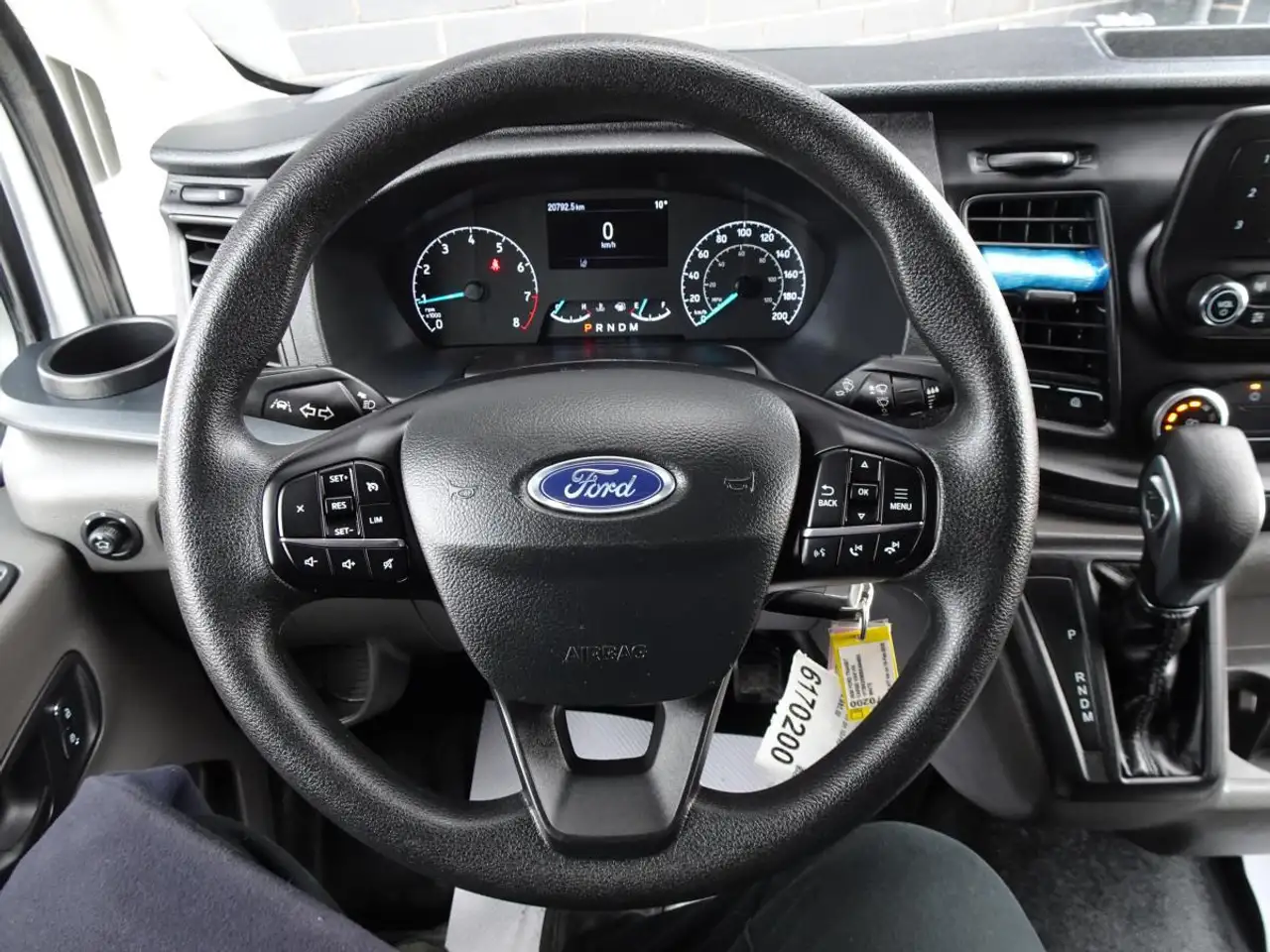Ford Transit Cargo Van снимка Ford Transit Cargo Van