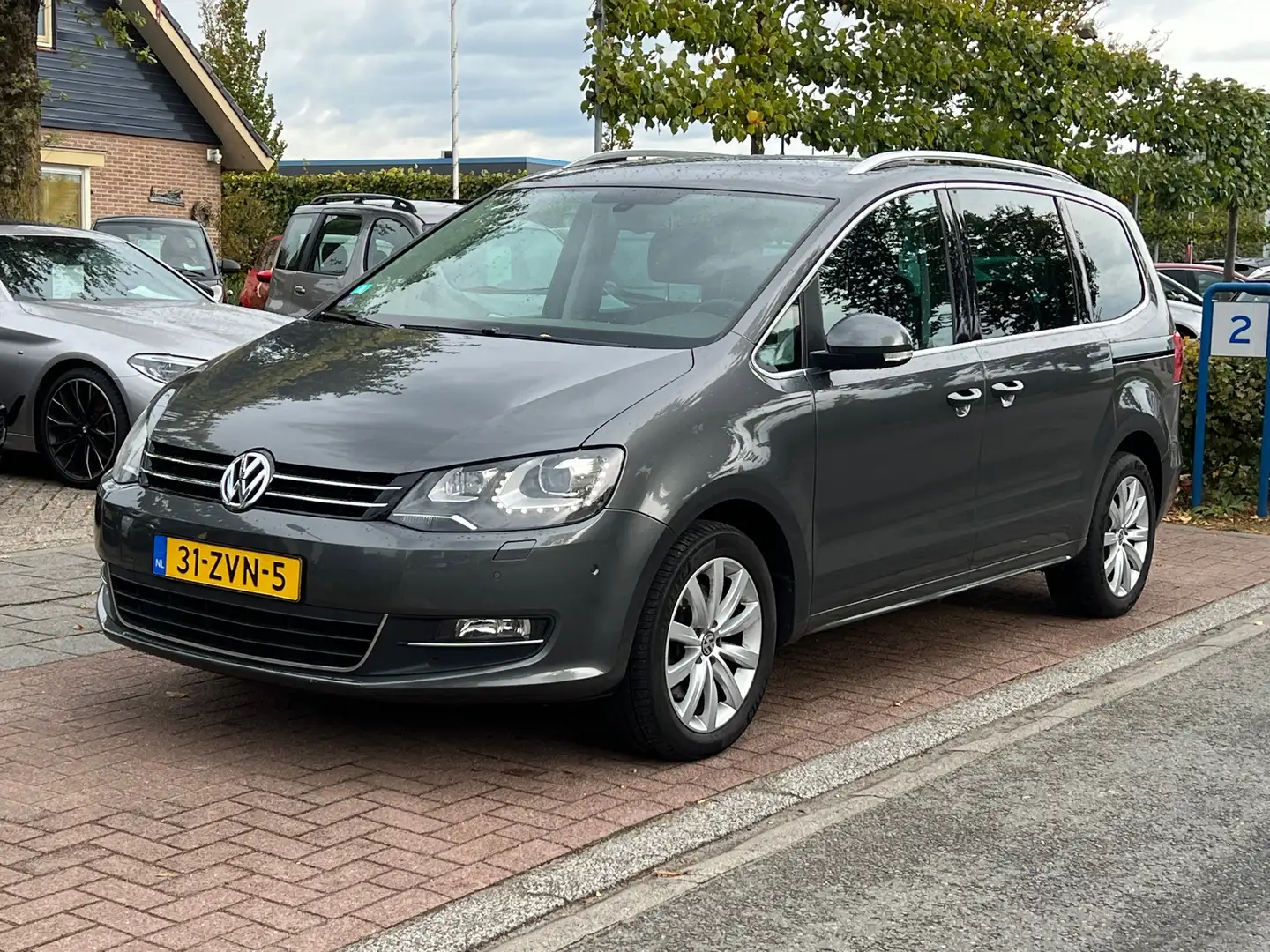 Volkswagen Sharan 2.0 TSI Highline 7Pers.| AUTOMAAT Grigio - 2