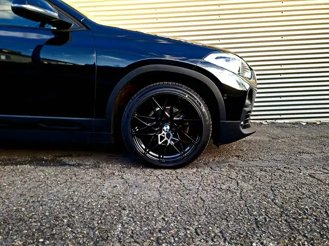 BMW X2 view 12