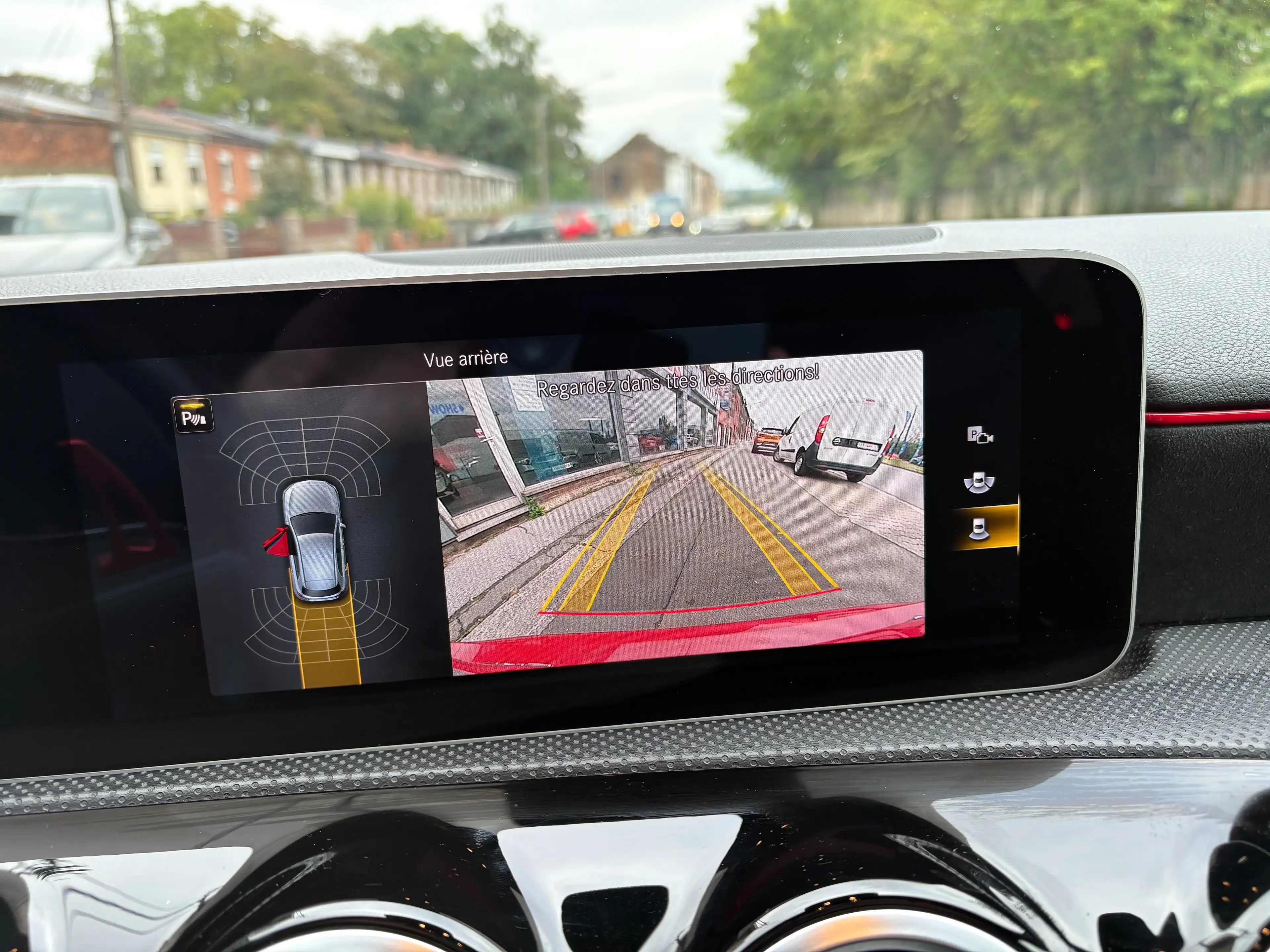 Mercedes-Benz A 35 AMG 4-Matic SPORT AERO -59.419KM- LED CAMERA GPS — photo 14