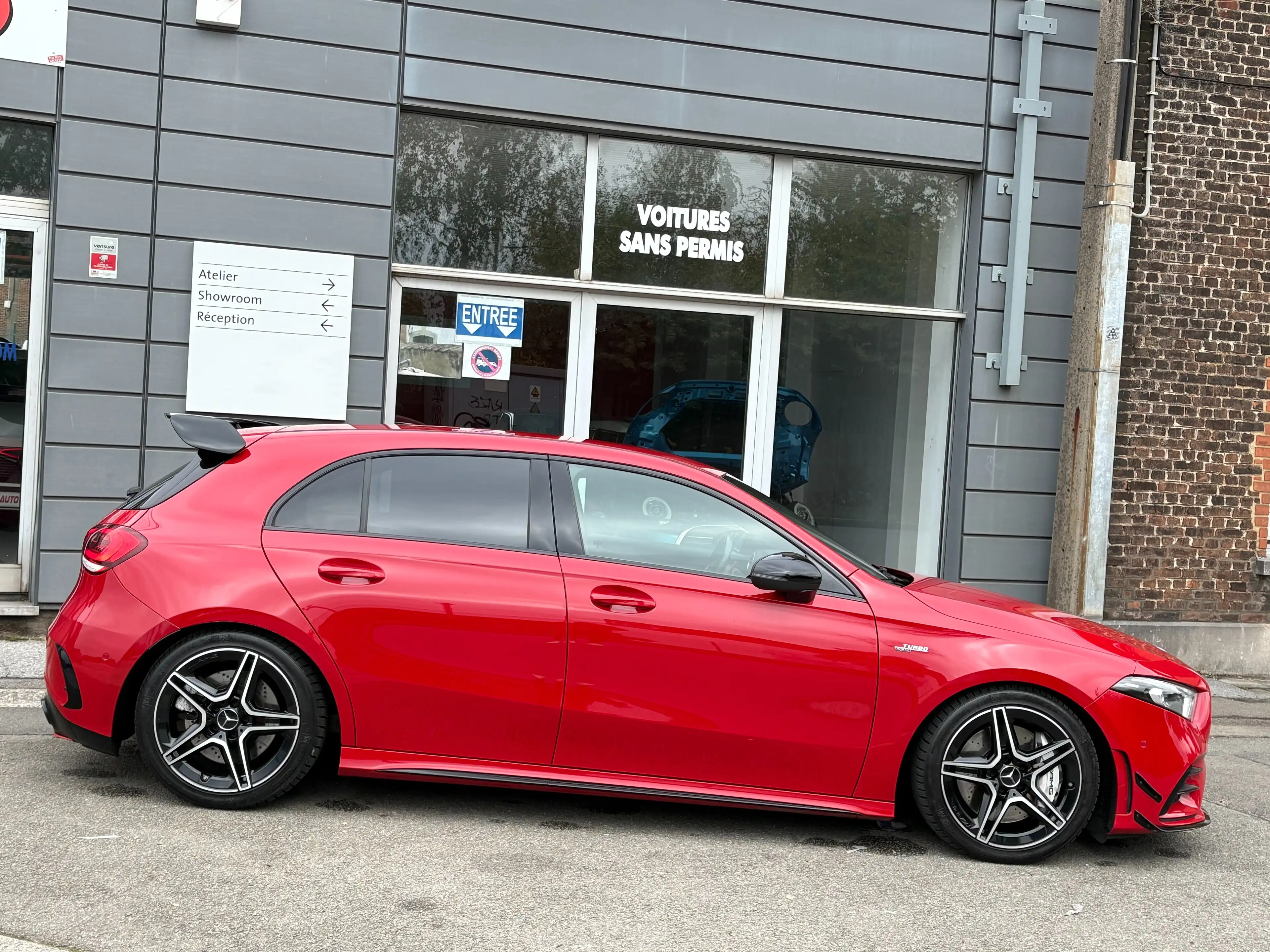 Mercedes-Benz A 35 AMG 4-Matic SPORT AERO -59.419KM- LED CAMERA GPS — photo 6