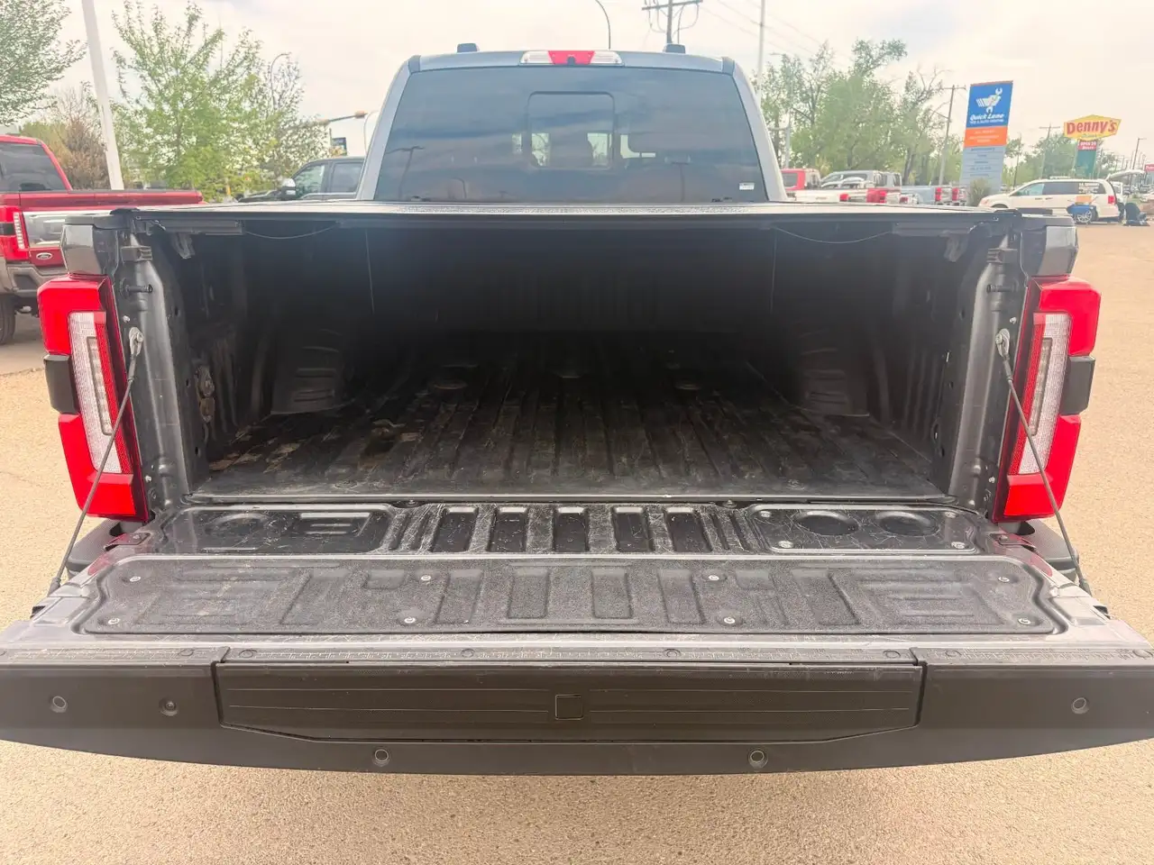 Ford F 350 снимка Ford F 350