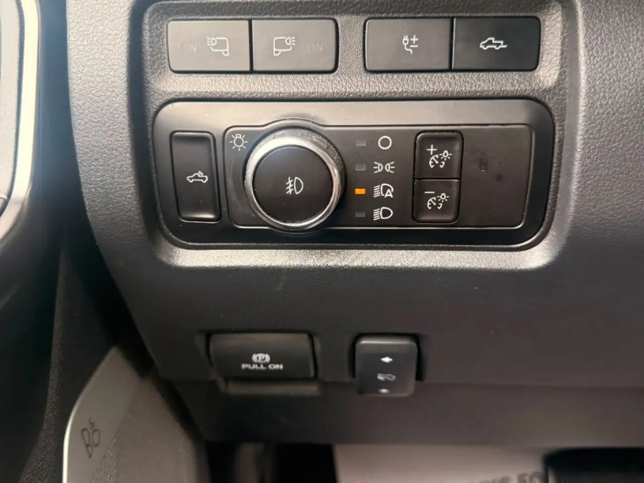 Ford F 350 снимка Ford F 350