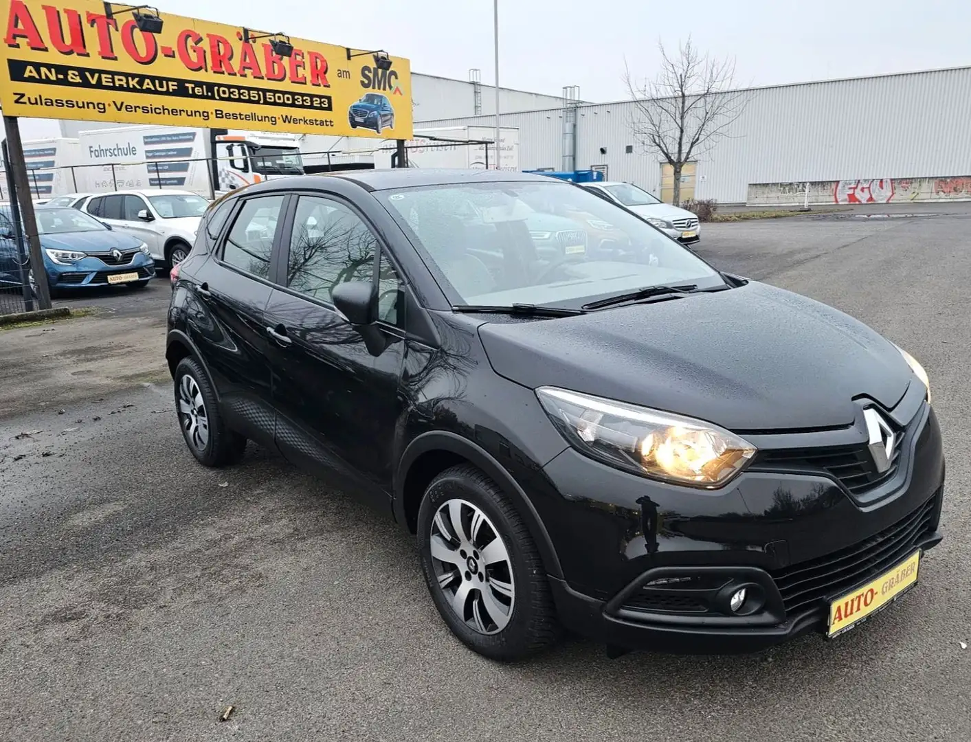 Renault Captur TCe.Limited.Automatic. navi.Kamera. Schwarz - 1