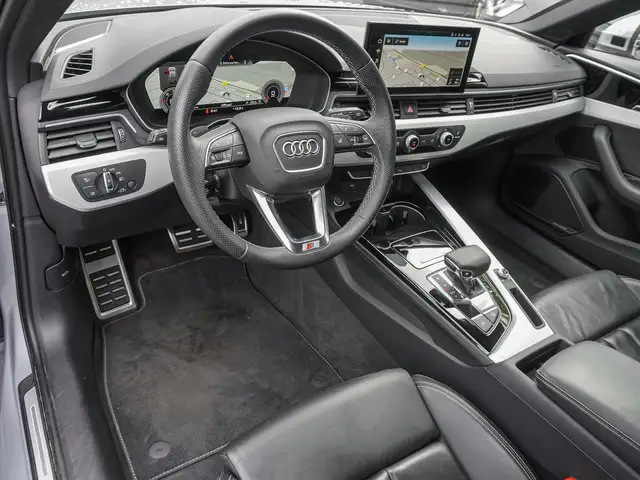 Audi A4 view 9