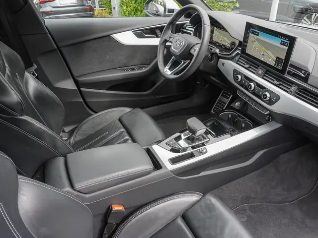Audi A4 view 8