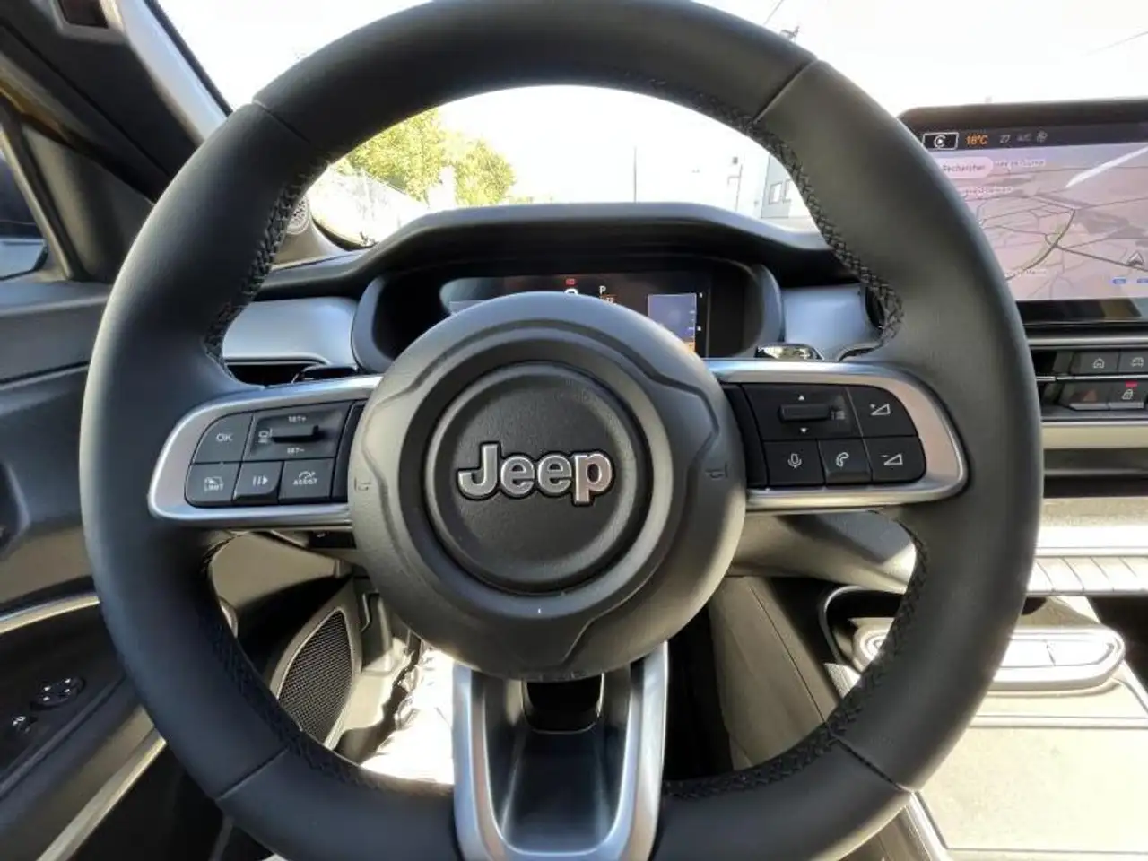 Jeep Avenger 4Xe Hybrid Overland, миниатюра 19