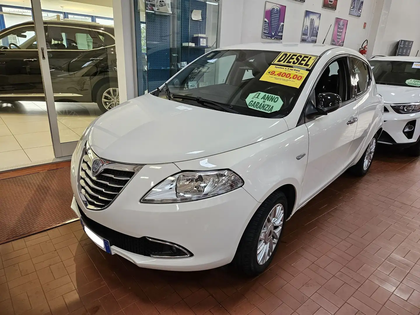 Lancia Ypsilon Ypsilon 1.3 MJT 16V 95 CV 5 porte S&S Gold - PREZ Beige - 1