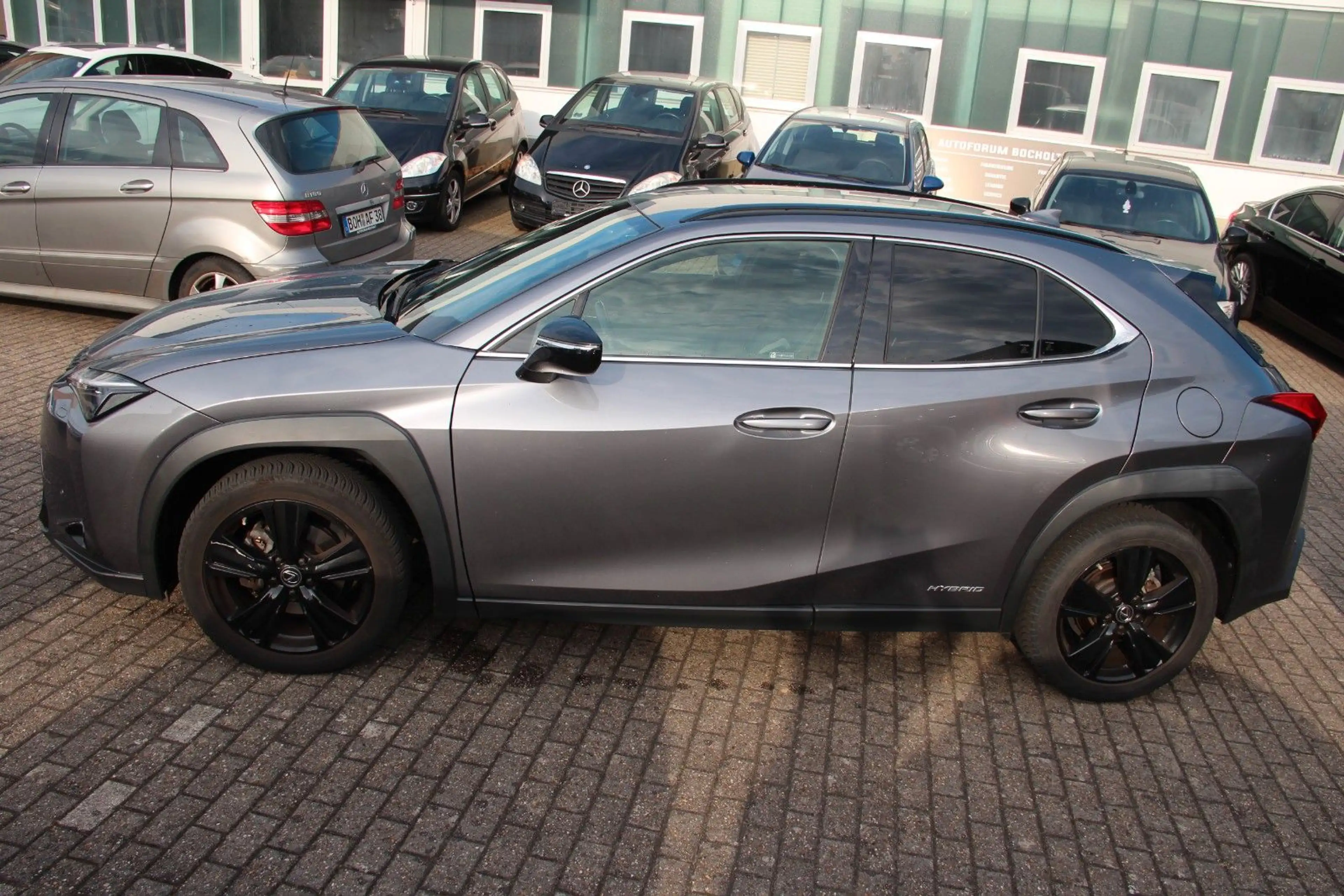 Lexus UX 250h Style Edition , ACC, LED, RFK — photo 3
