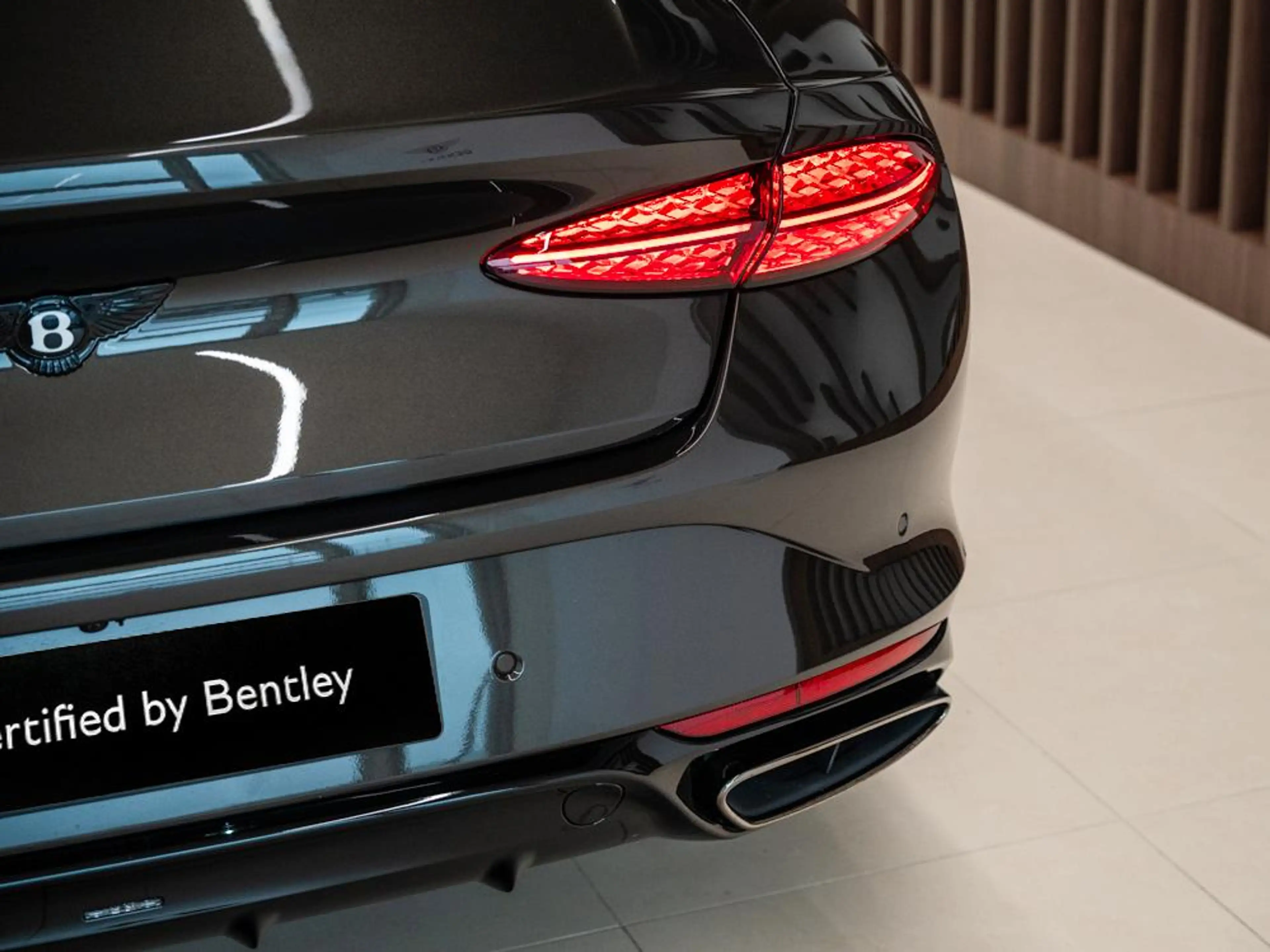 Bentley Continental GT Continental GT Azure V8 Hybrid — photo 14
