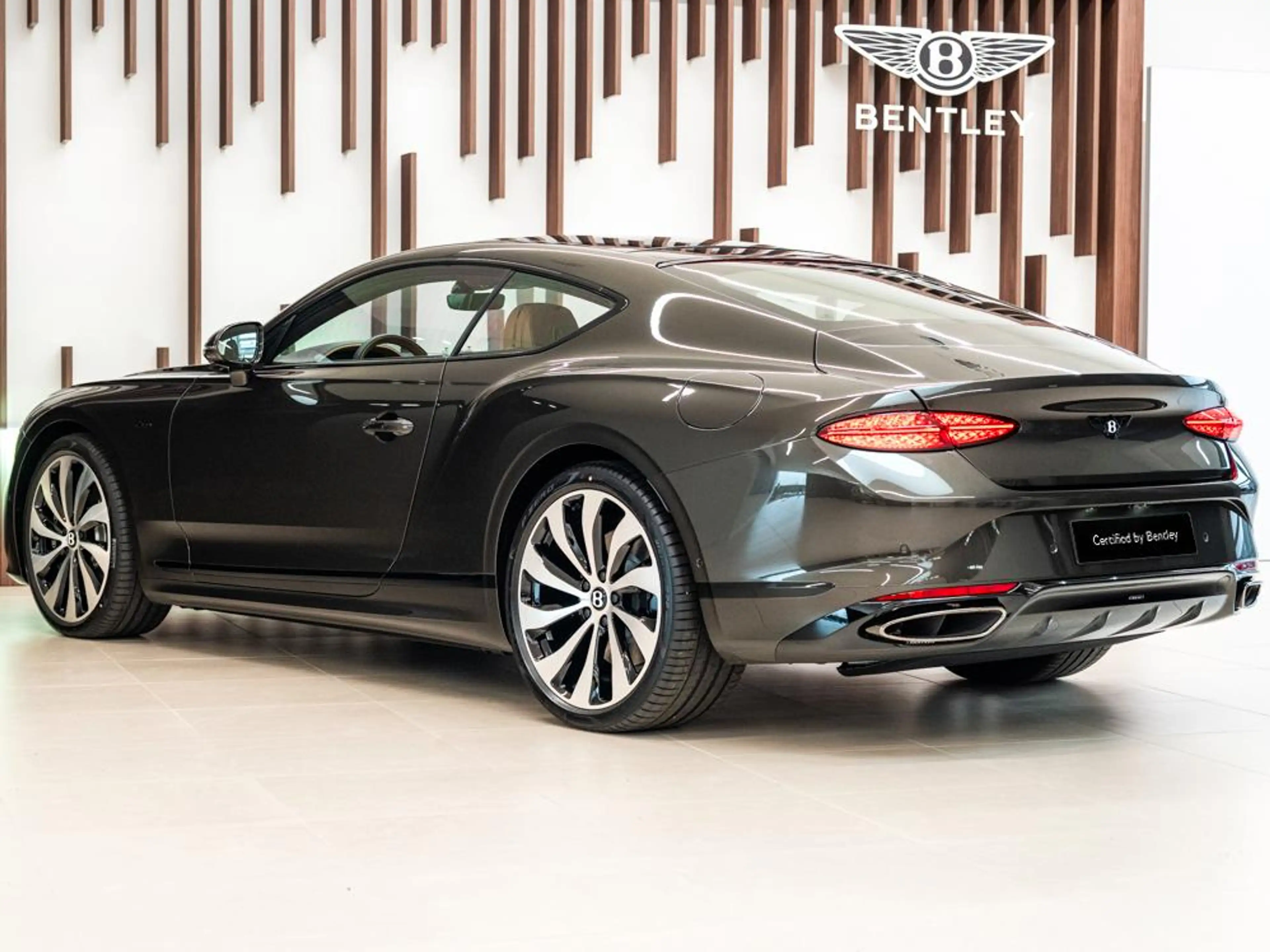 Bentley Continental GT Continental GT Azure V8 Hybrid — photo 3